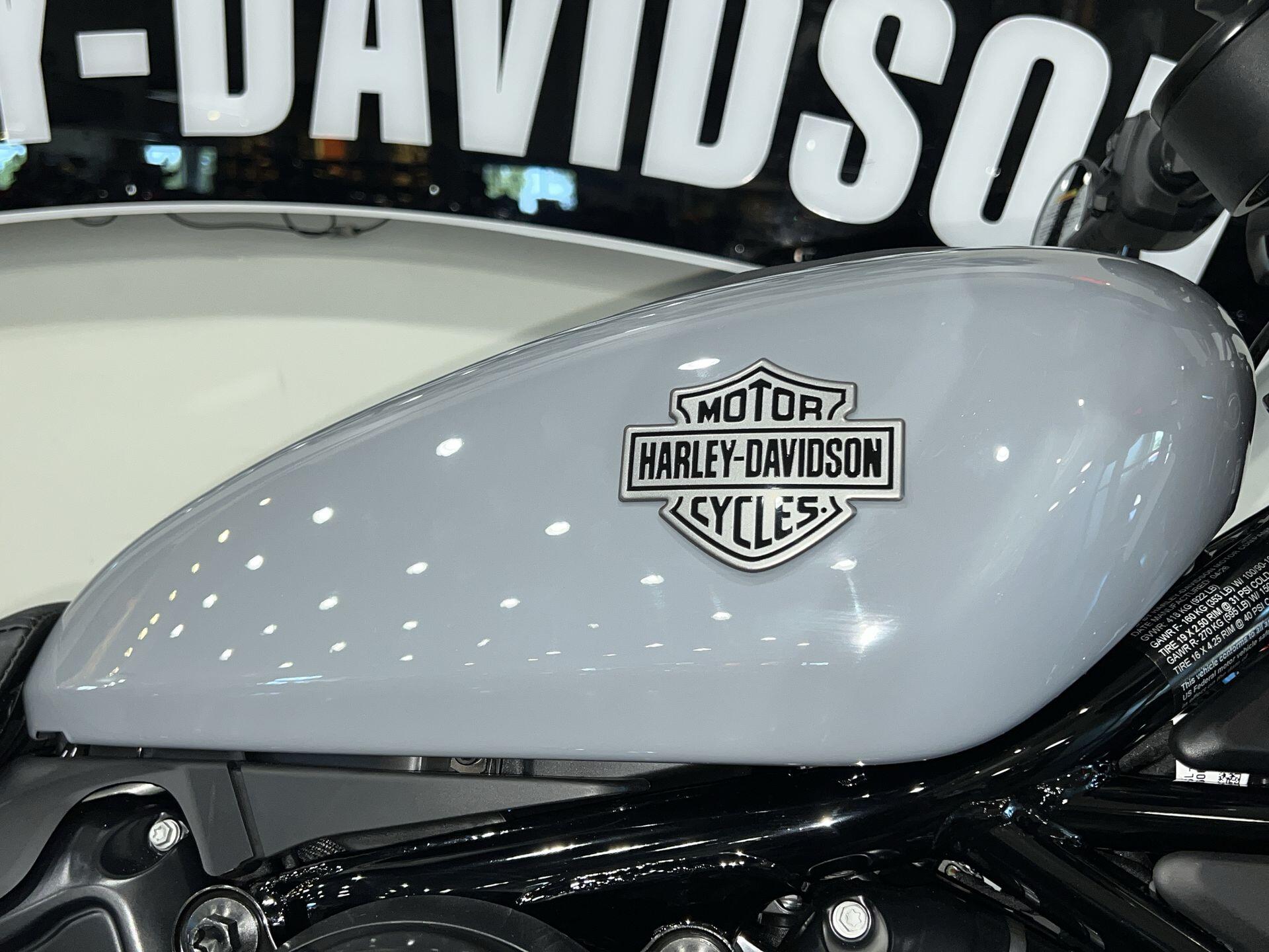 2026 Harley-Davidson® Nightster® RH975, photo 5