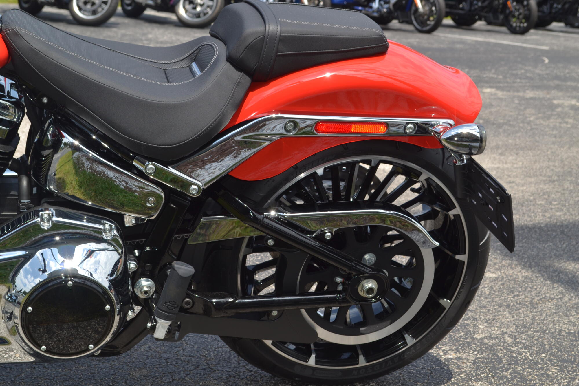 2026 Harley-Davidson® Breakout® Blood Orange - FXBR, photo 16