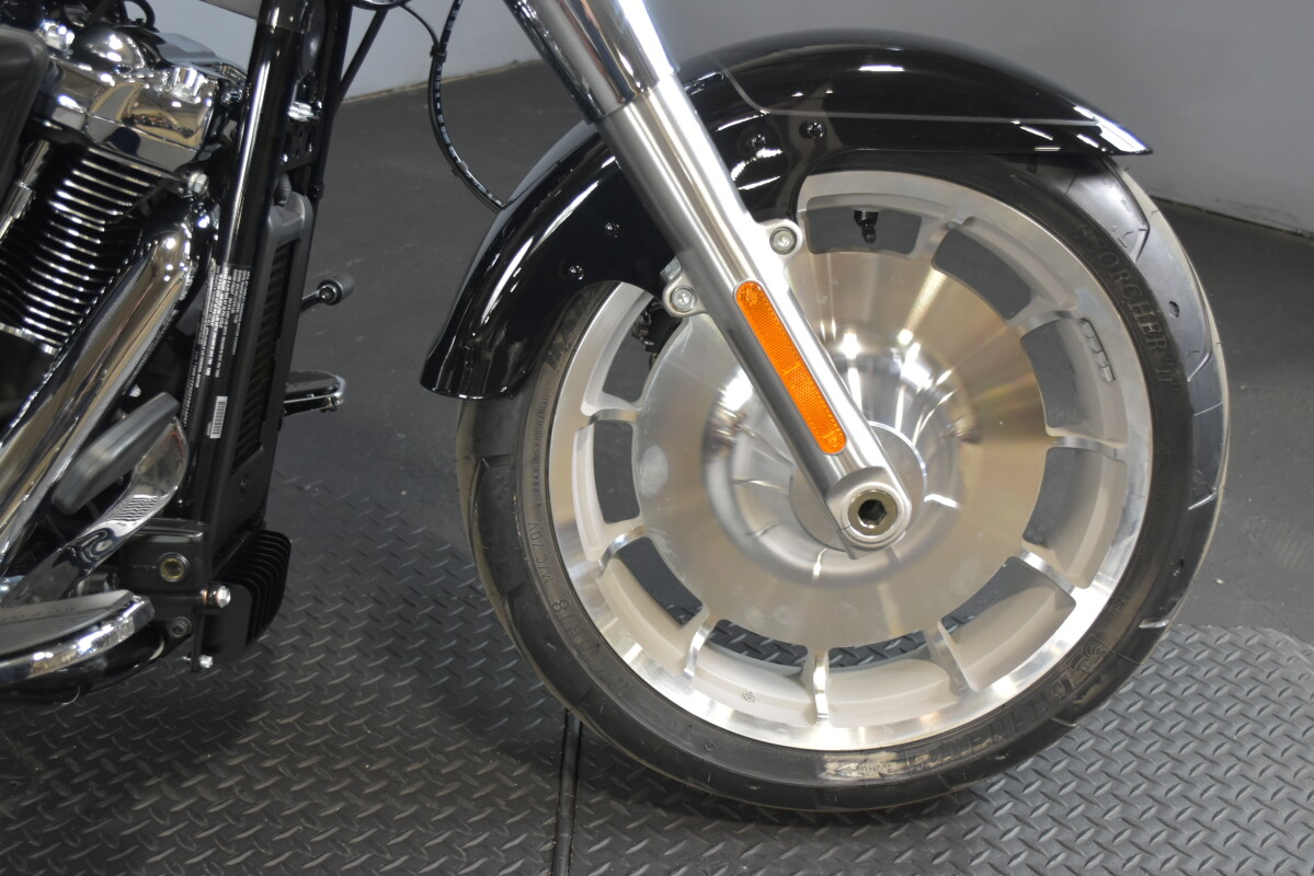 2026 Harley-Davidson® Fat Boy® FLFB, photo 9