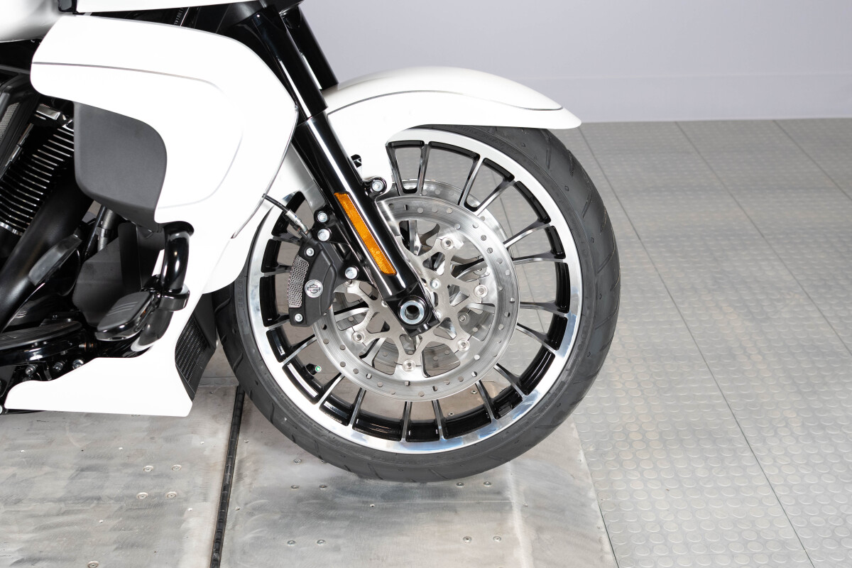 2026 Harley-Davidson® Road Glide Limited FLTRXL, photo 14