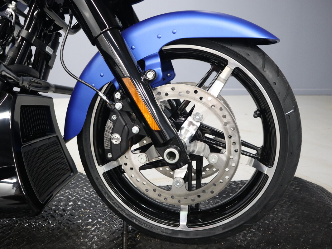 2026 Harley-Davidson® Road Glide™ FLTRX, photo 12