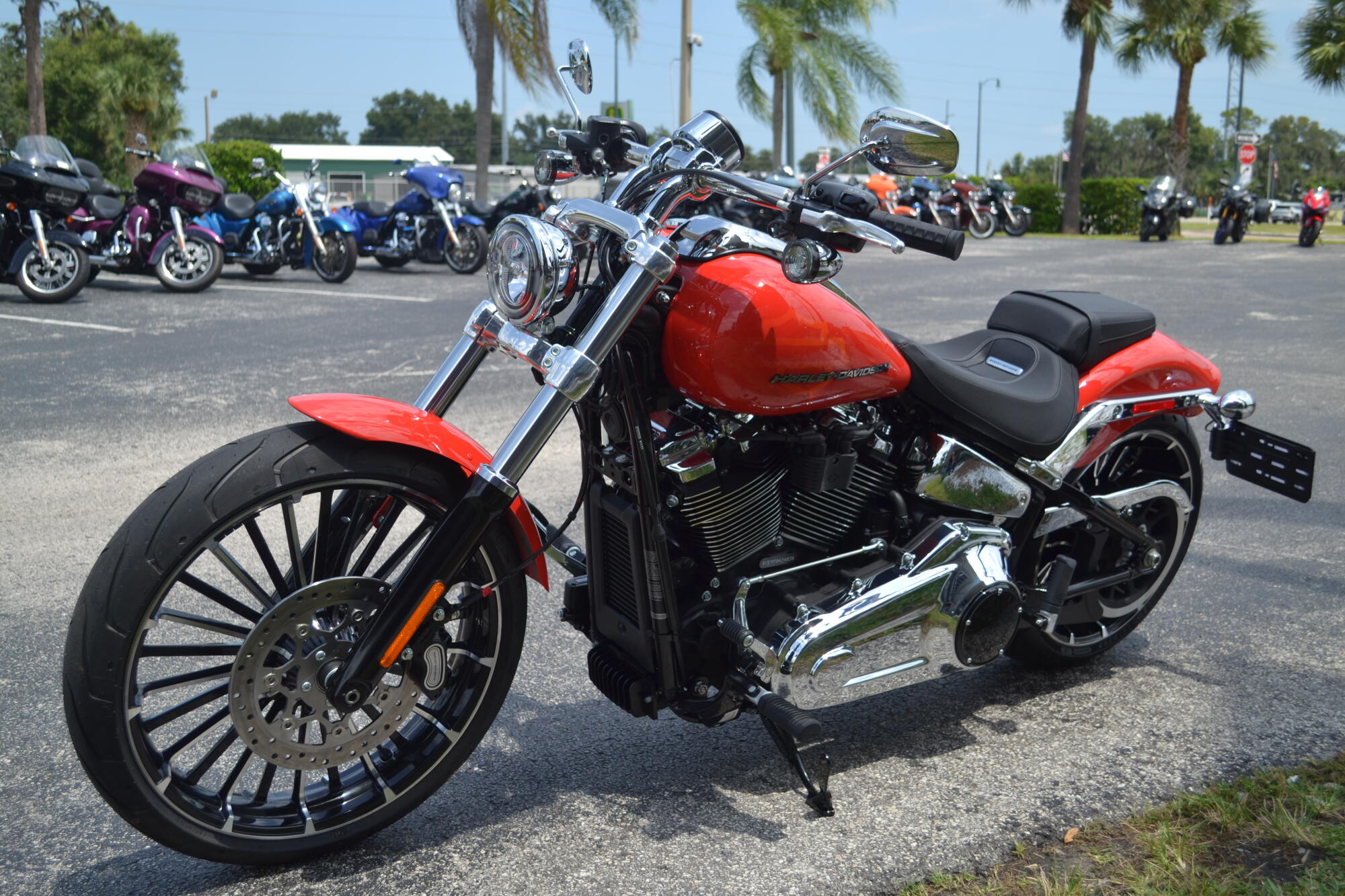 2026 Harley-Davidson® Breakout® Blood Orange - FXBR, photo 20
