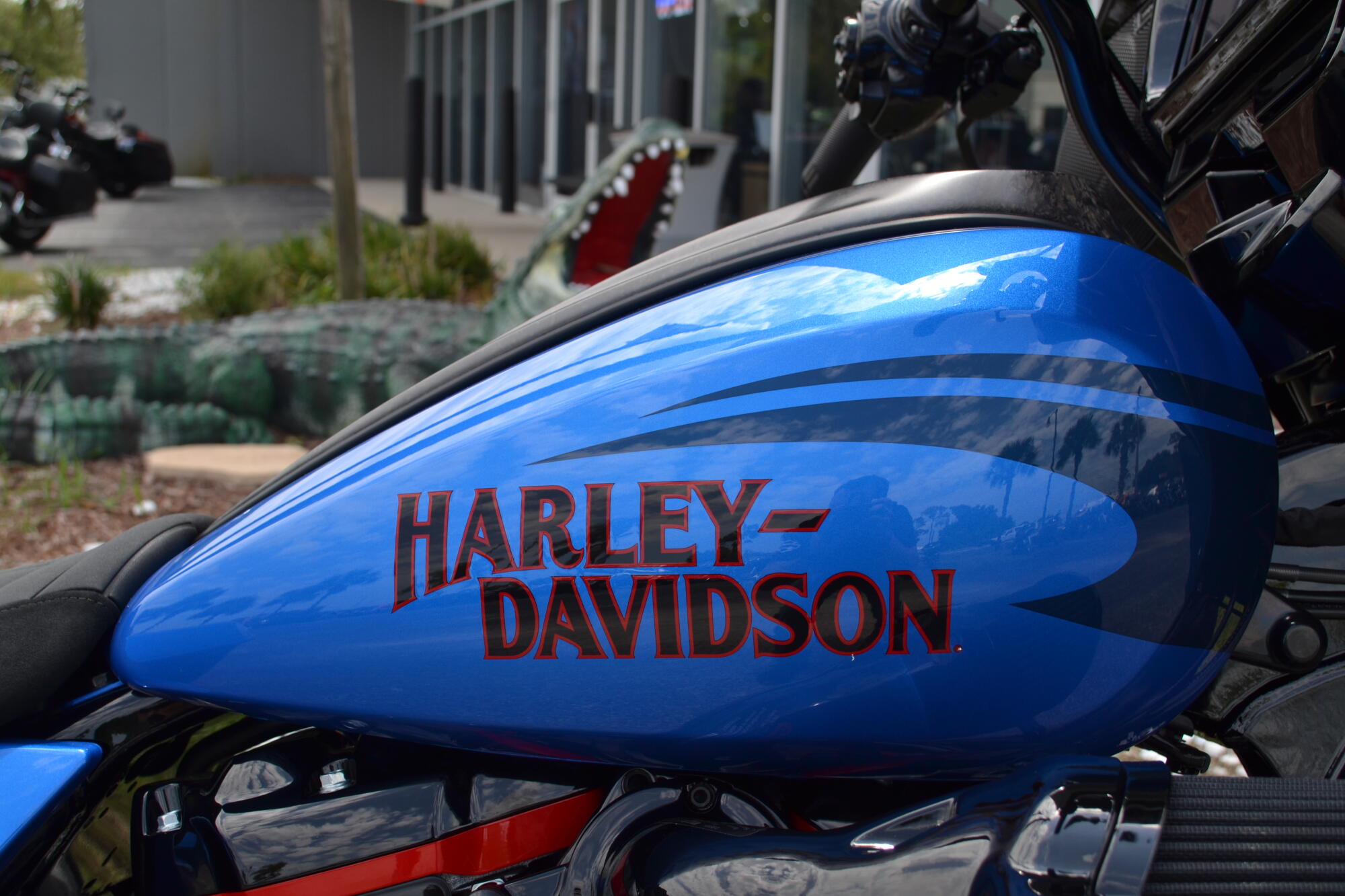 2026 Harley-Davidson® CVO Street Glide ST Electric Coast - FLHXSTSE, photo 6
