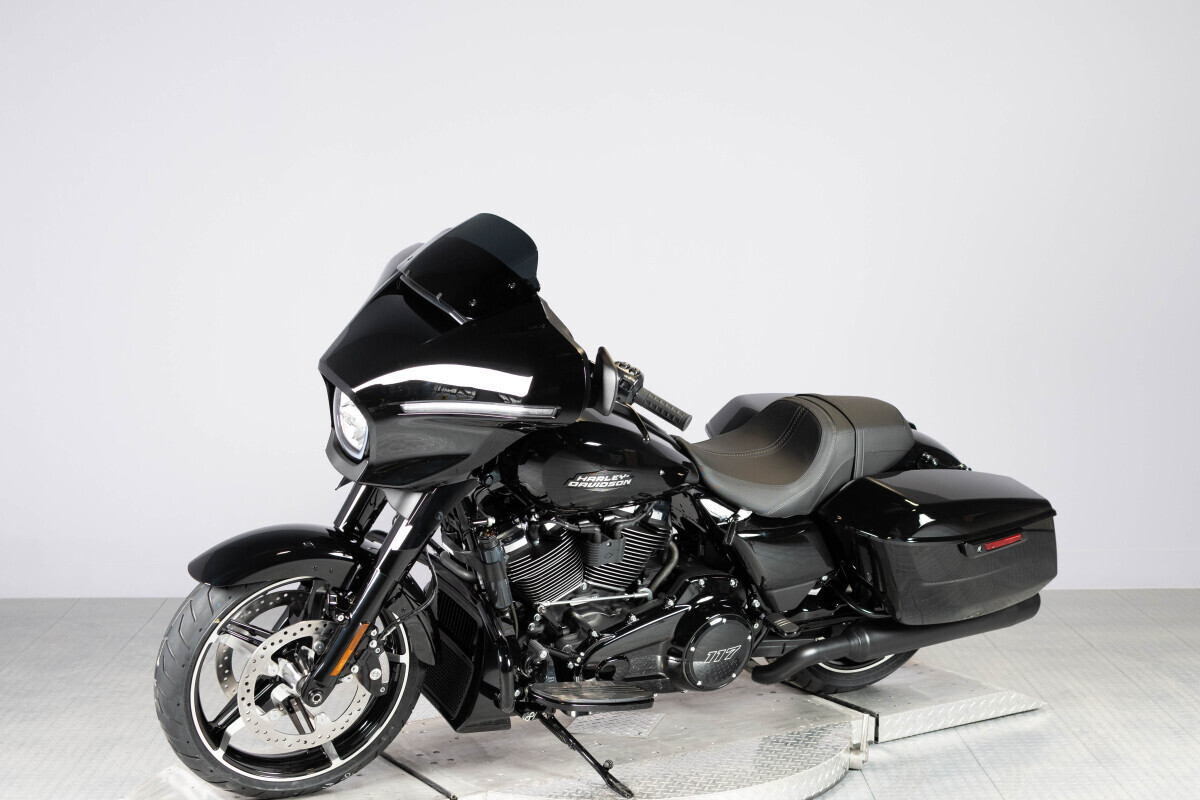 2026 Harley-Davidson® Street Glide® FLHX, photo 5