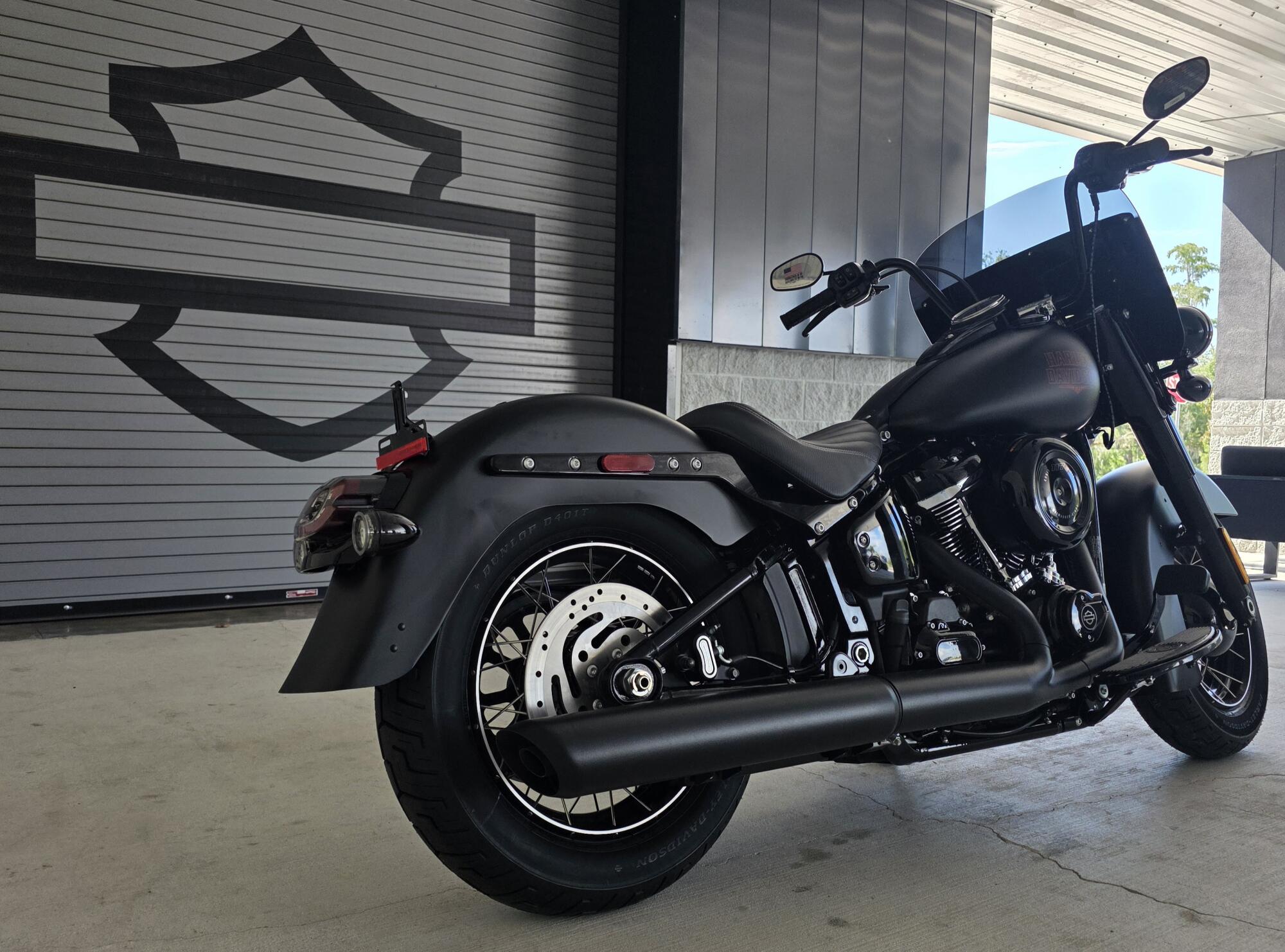 2026 Harley-Davidson® Deadwood™ Black Denim, photo 9