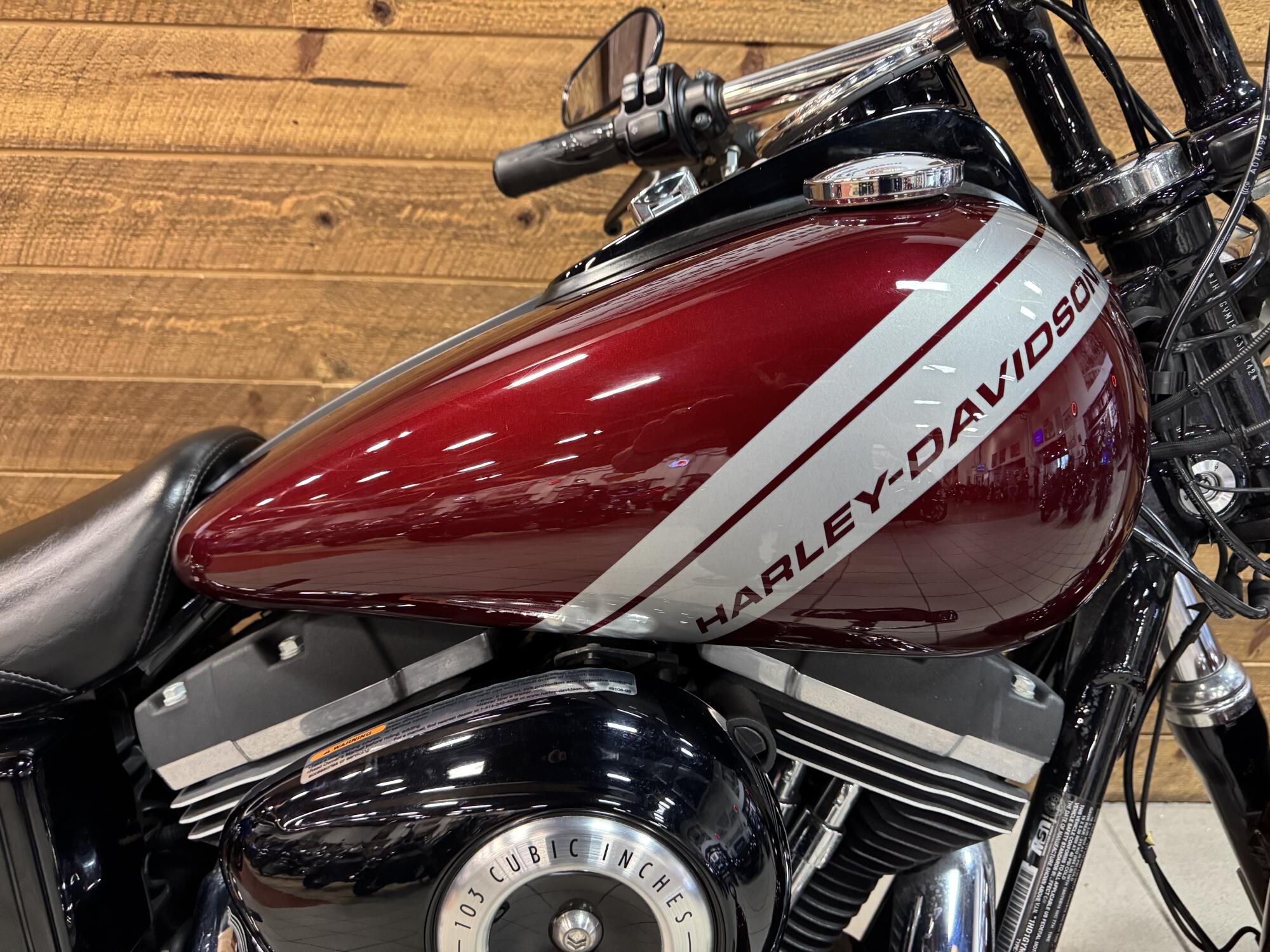 2015 Harley-Davidson® Fat Bob® Mysterious Red Sunglo FXDF, photo 2