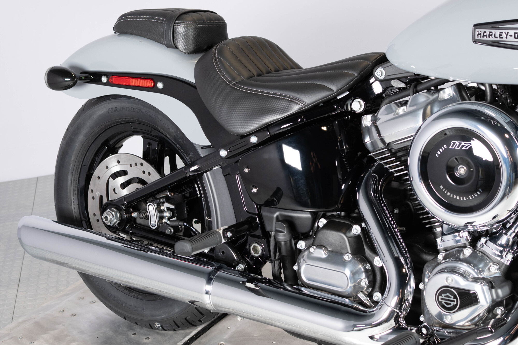 2026 Harley-Davidson® Street Bob® FXBB, photo 9