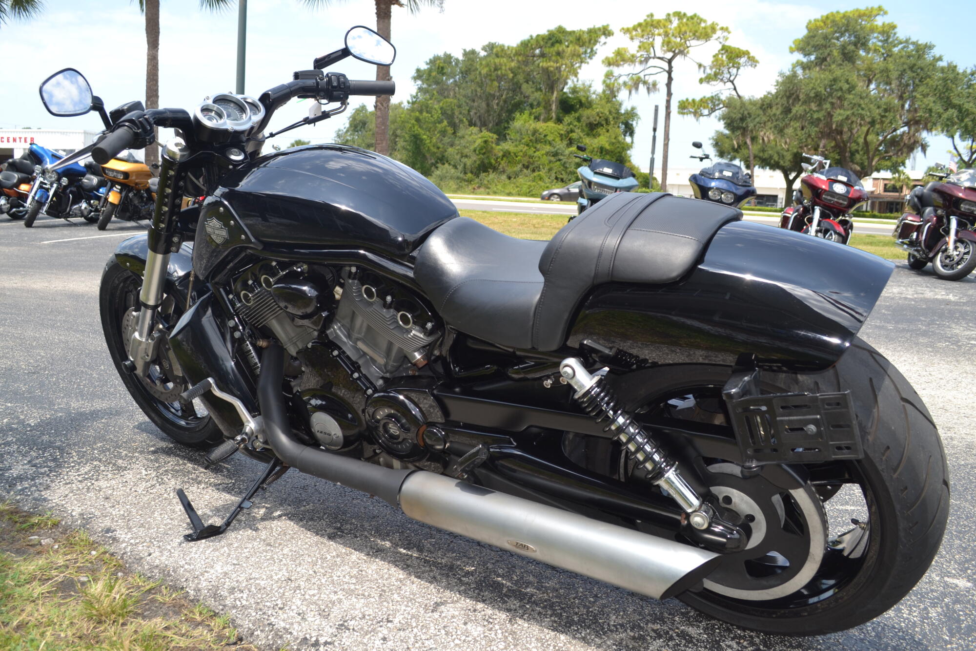 2011 Harley-Davidson® V-Rod Muscle® - VRSCF, photo 12