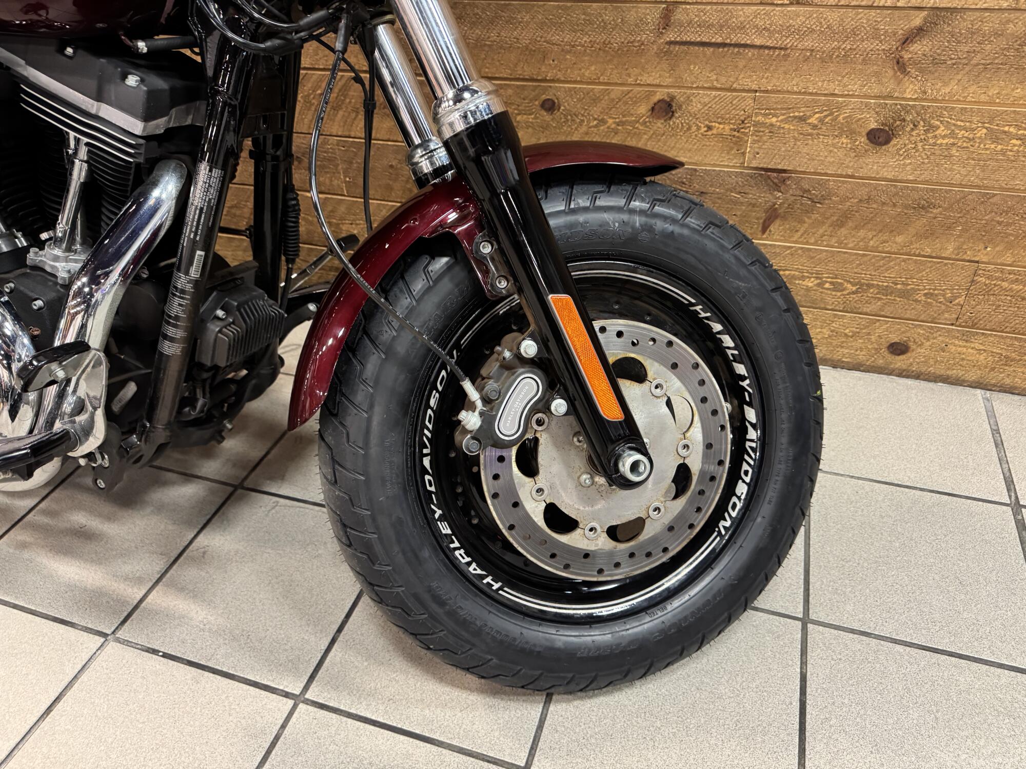 2015 Harley-Davidson® Fat Bob® Mysterious Red Sunglo FXDF, photo 4