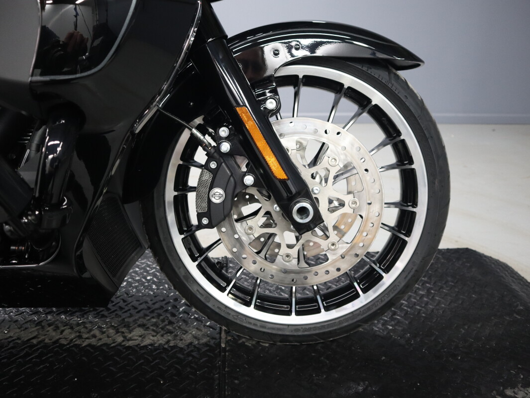 2026 Harley-Davidson® Road Glide Limited FLTRXL, photo 15
