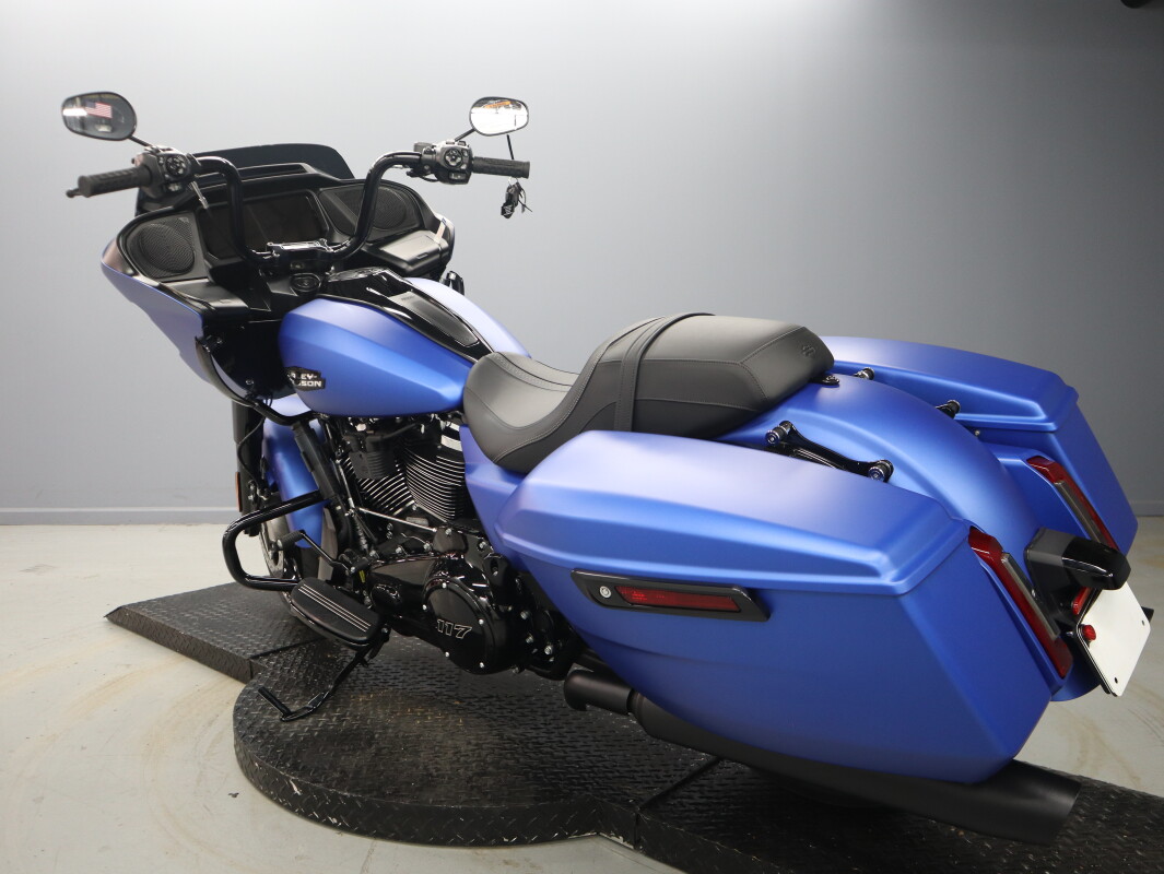 2026 Harley-Davidson® Road Glide™ FLTRX, photo 6