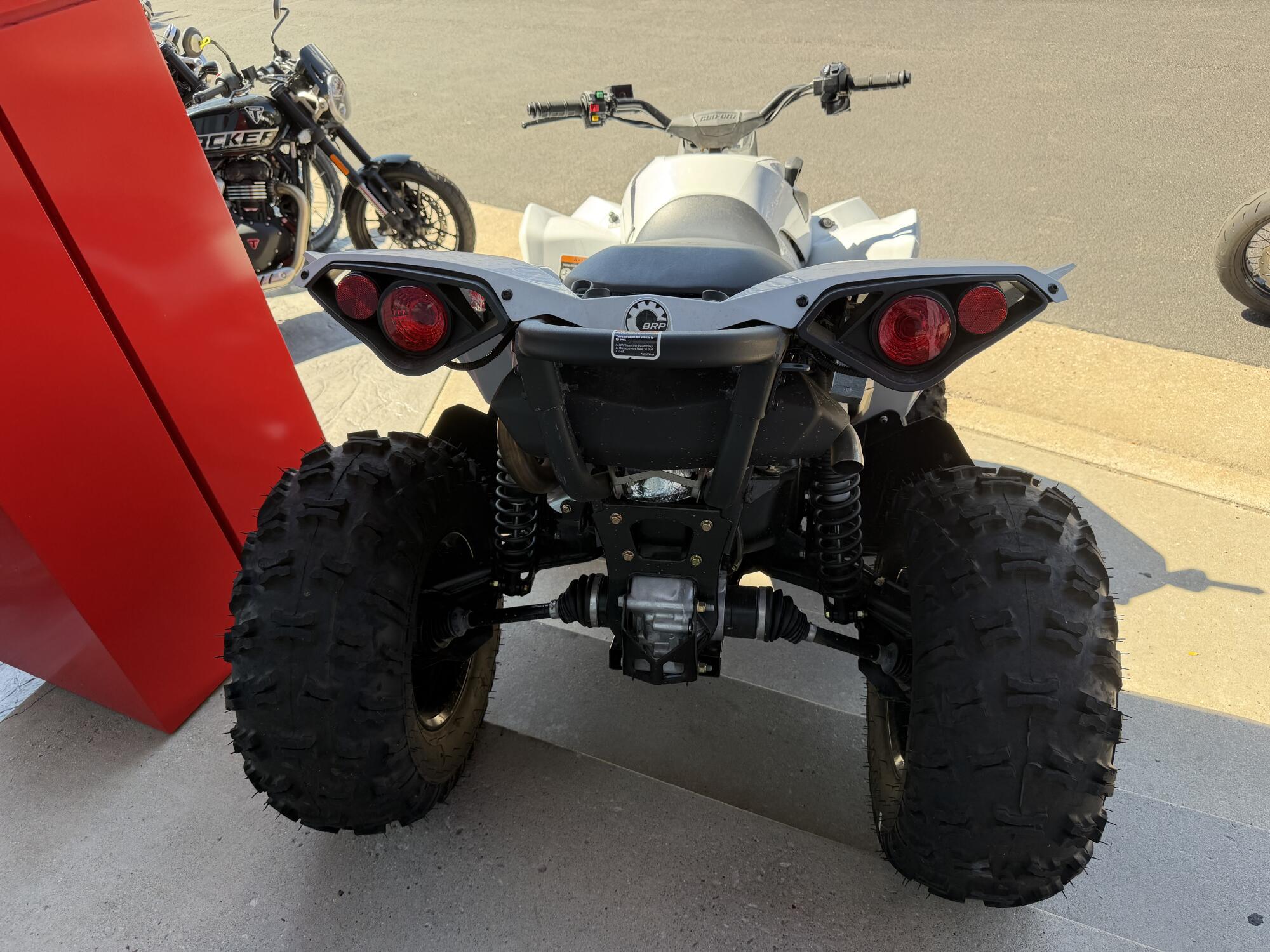2023 Can-Am Renegade 650, photo 6