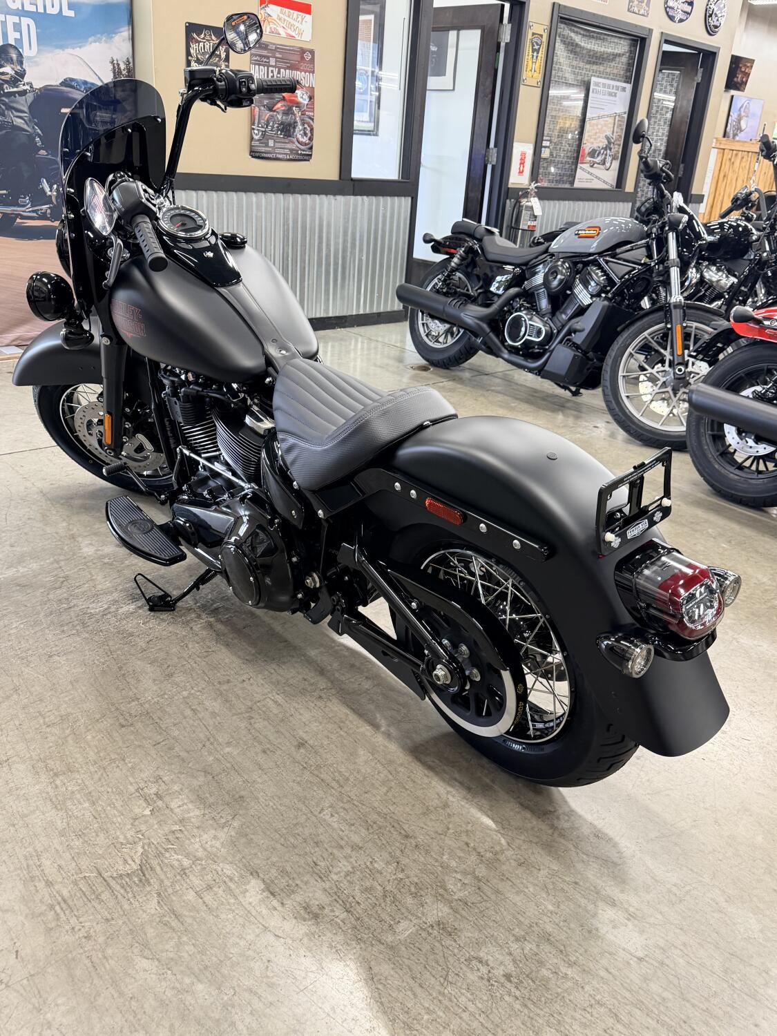 2026 Harley-Davidson® Deadwood™ FLHD, photo 10