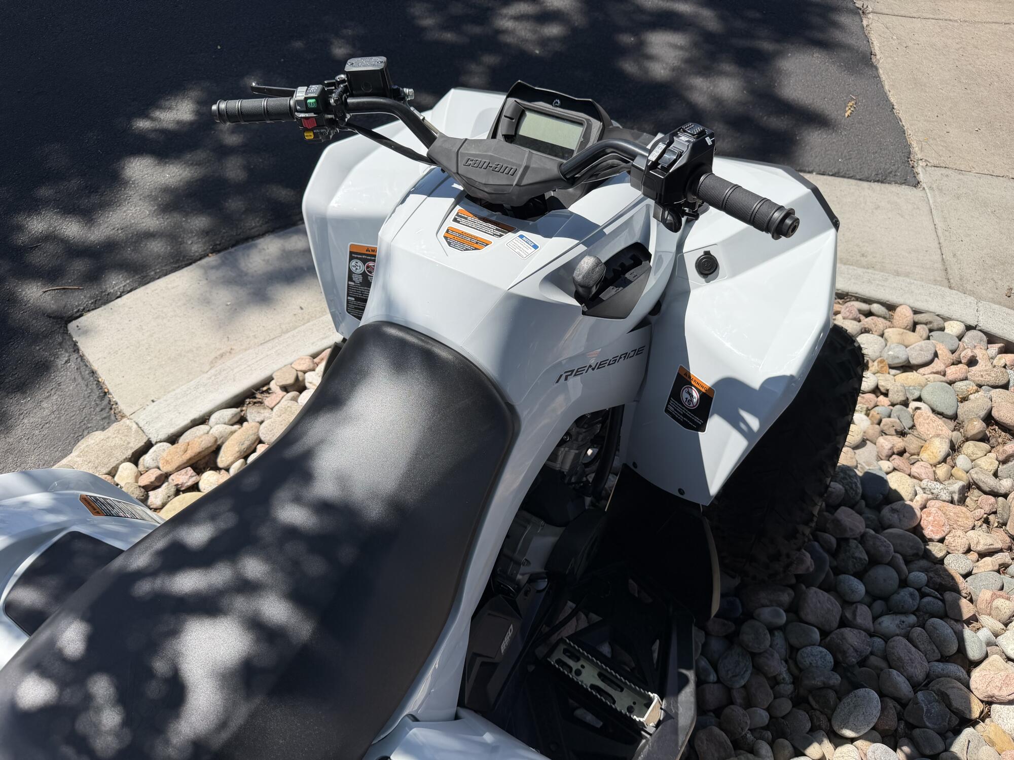 2023 Can-Am Renegade 650, photo 8