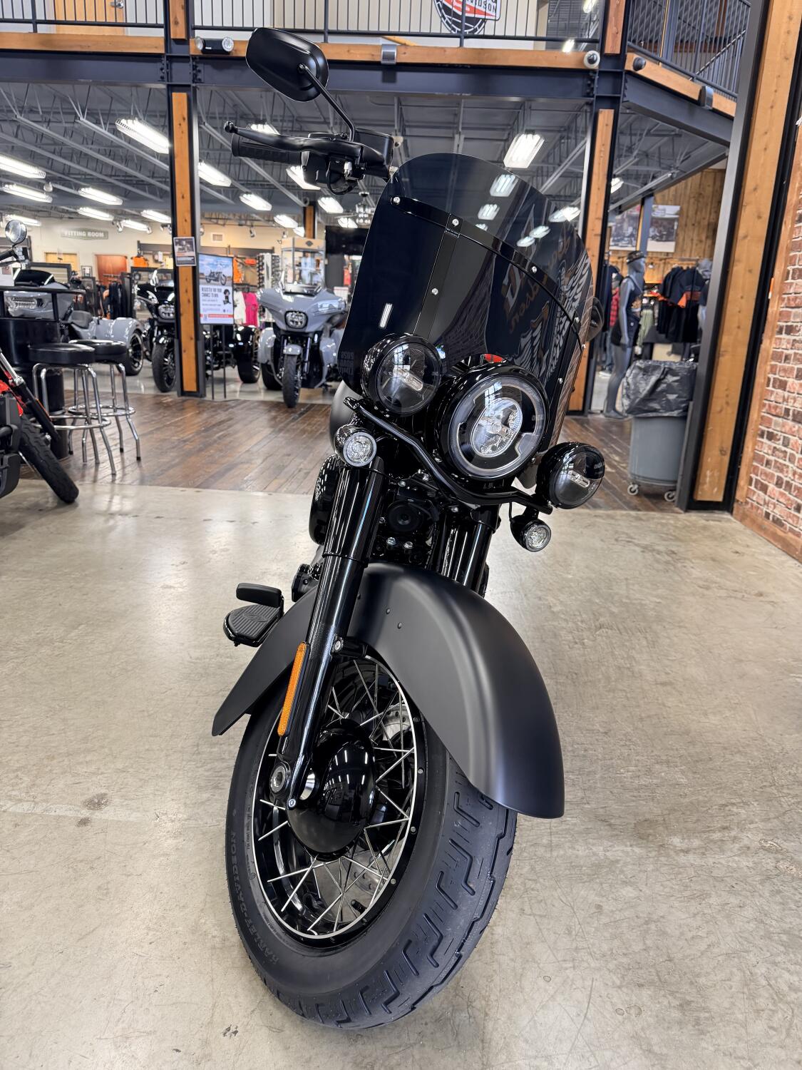 2026 Harley-Davidson® Deadwood™ FLHD, photo 14