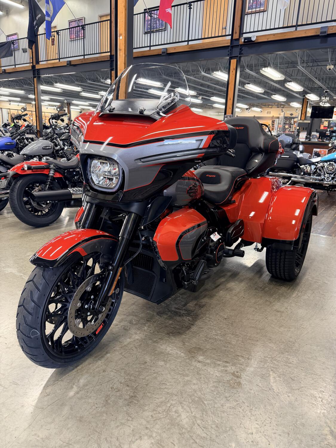 2026 Harley-Davidson® CVO Street Glide 3 Limited FLHLTSE, photo 13