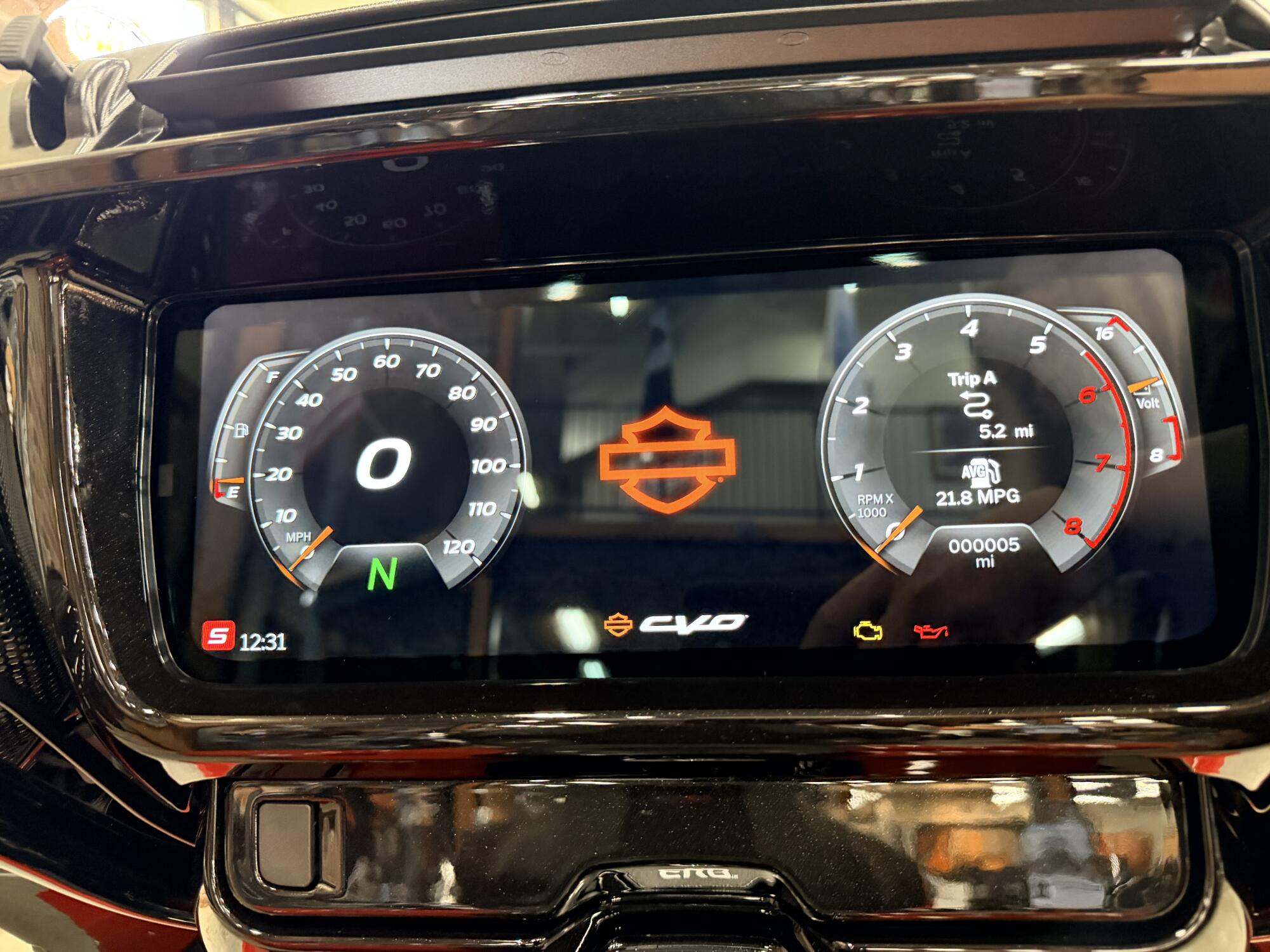 2026 Harley-Davidson® CVO Street Glide 3 Limited FLHLTSE, photo 6