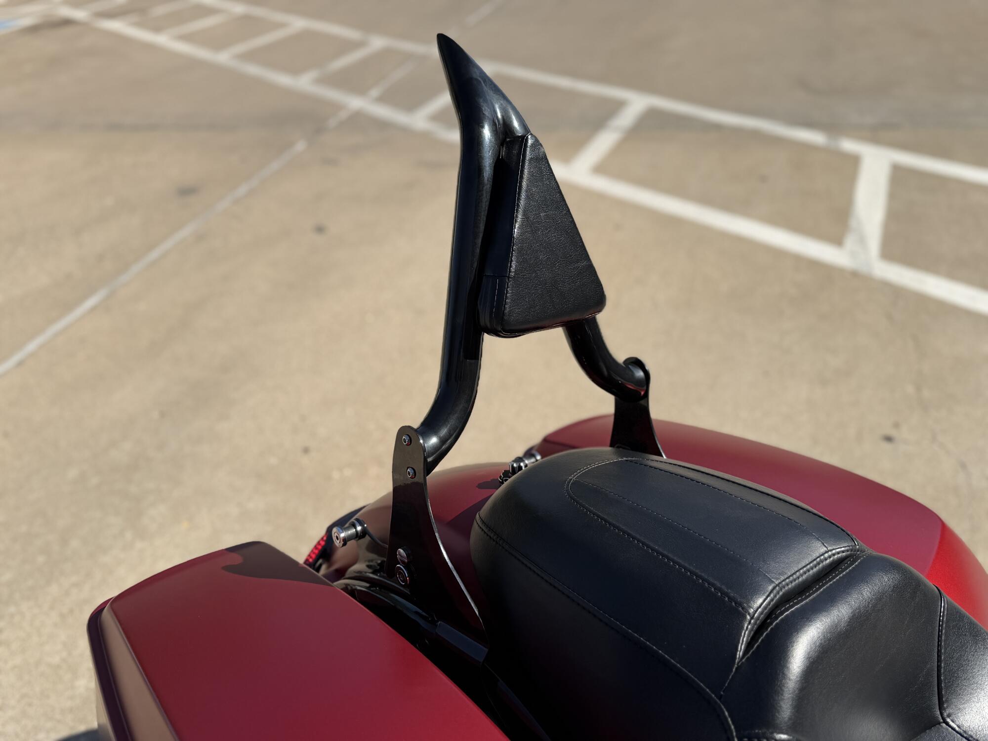 2019 Harley-Davidson® Street Glide® Special Wicked Red Denim, photo 11