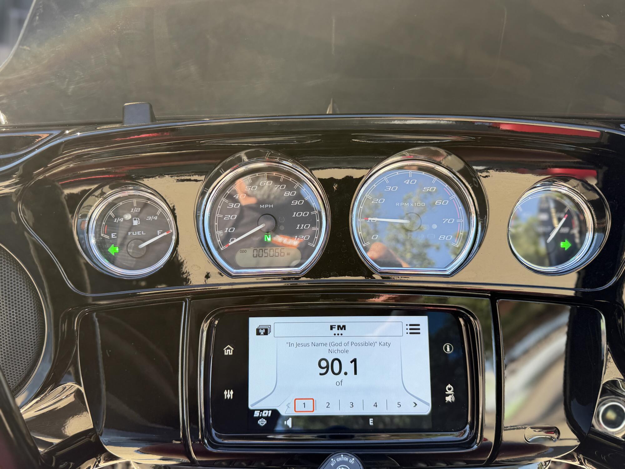 2019 Harley-Davidson® Street Glide® Special Wicked Red Denim, photo 13