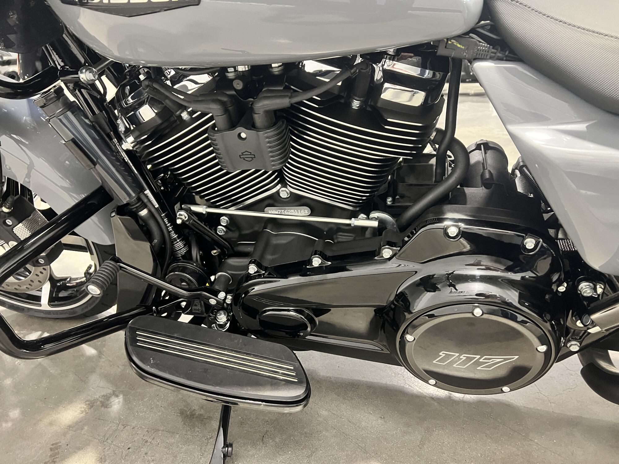 2026 Harley-Davidson® Road Glide® Dark Billiard Gray FLTRX, photo 7