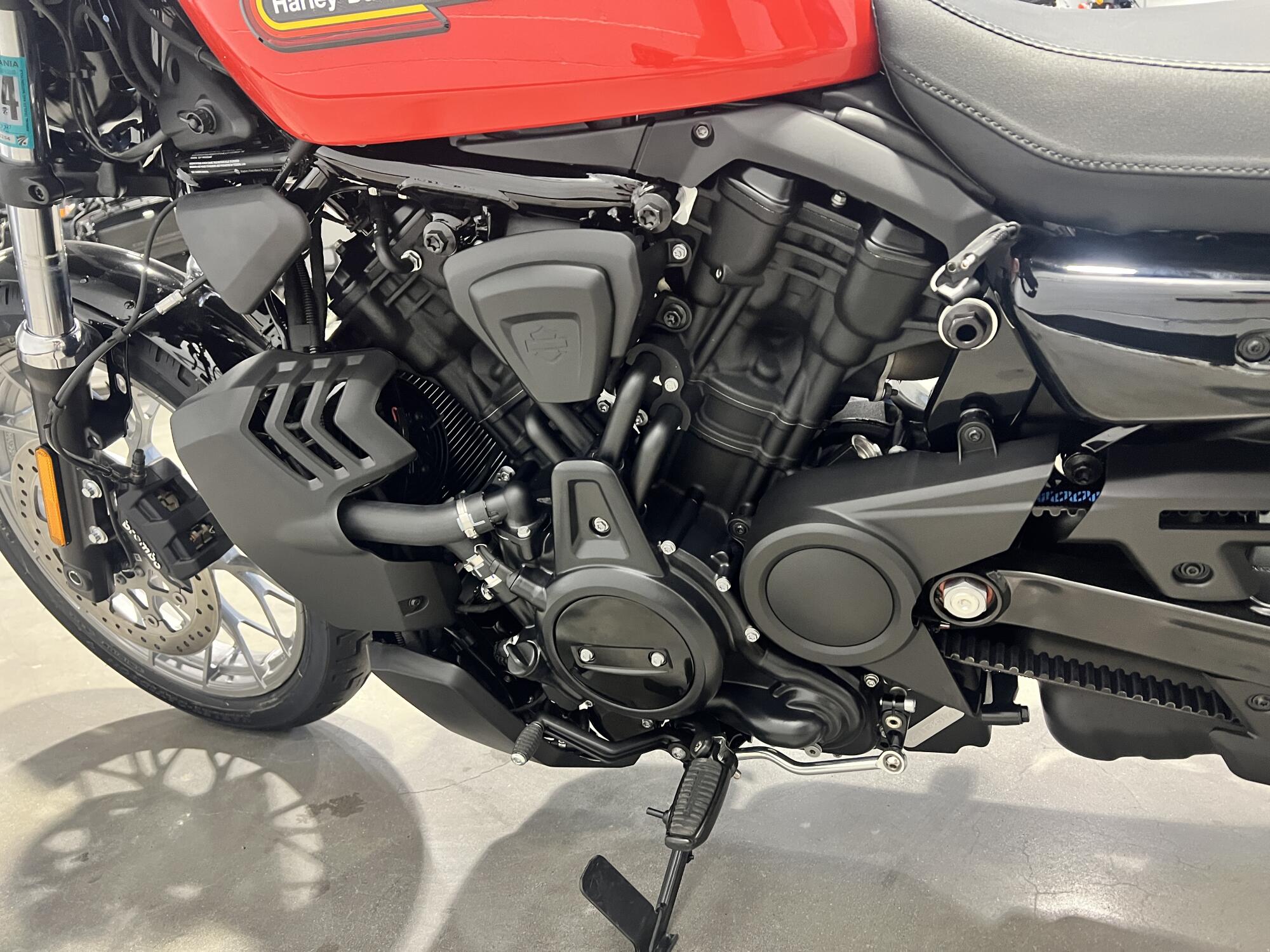 2026 Harley-Davidson® Nightster® Special Blood Orange RH975S, photo 7