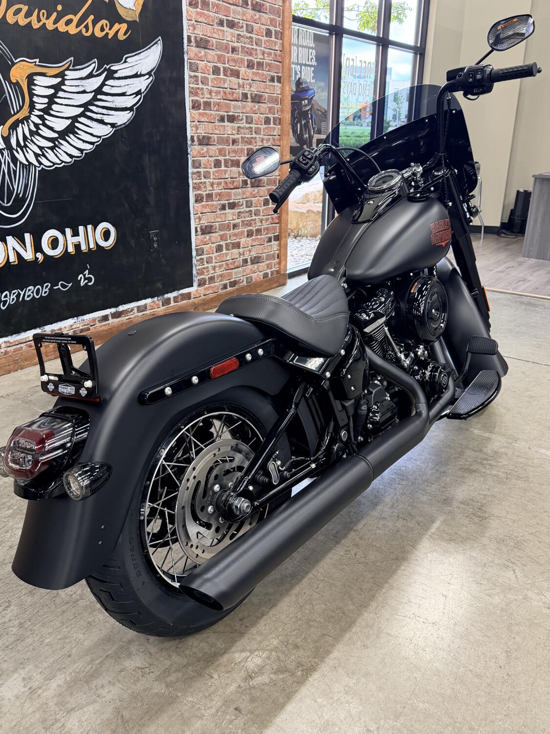 2026 Harley-Davidson® Deadwood™ FLHD, photo 8