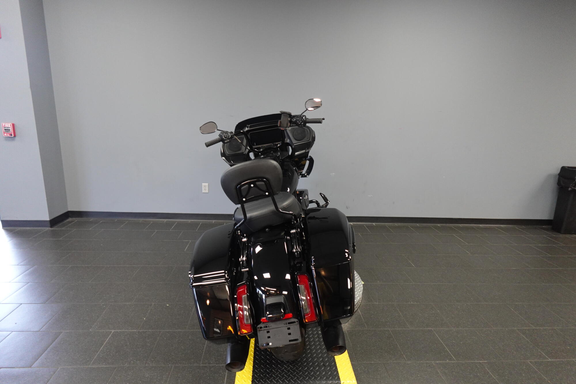 2025 Harley-Davidson Road Glide® FLTRX, photo 7