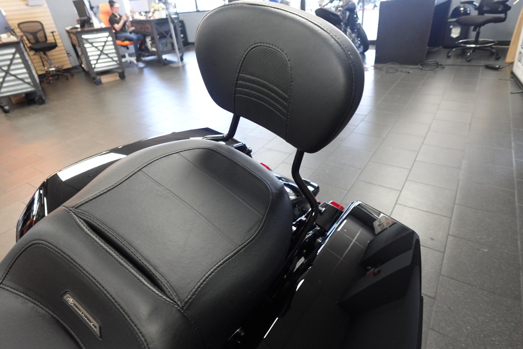 2025 Harley-Davidson Road Glide® FLTRX, photo 14