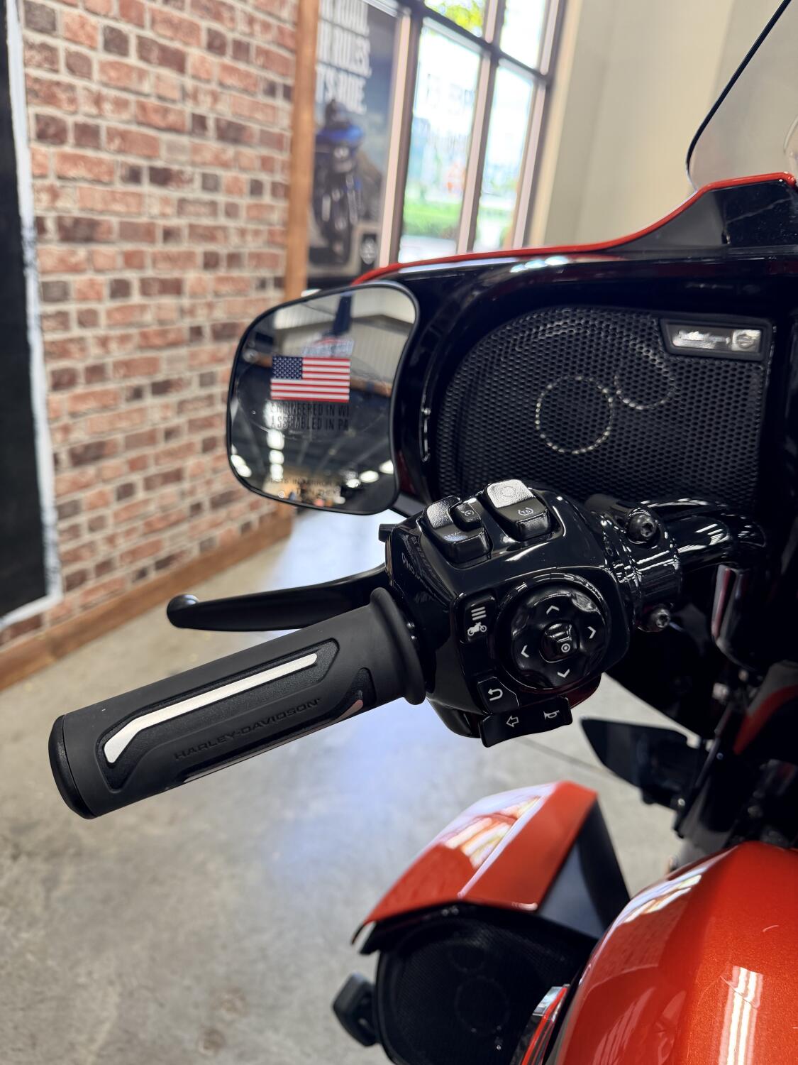 2026 Harley-Davidson® CVO Street Glide 3 Limited FLHLTSE, photo 5