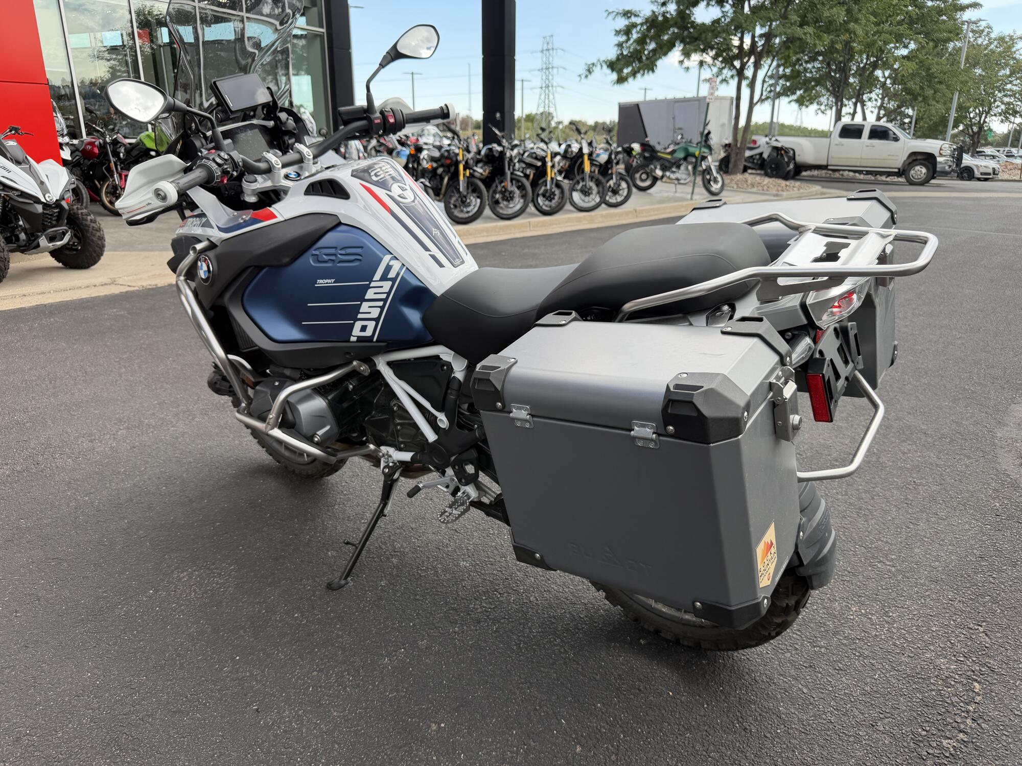 2024 BMW Motorrad R 1250 GS Adventure BLK, photo 7