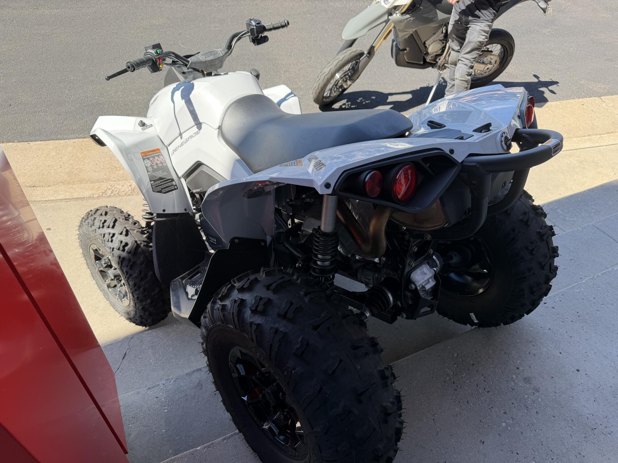 2023 Can-Am Renegade 650, photo 7