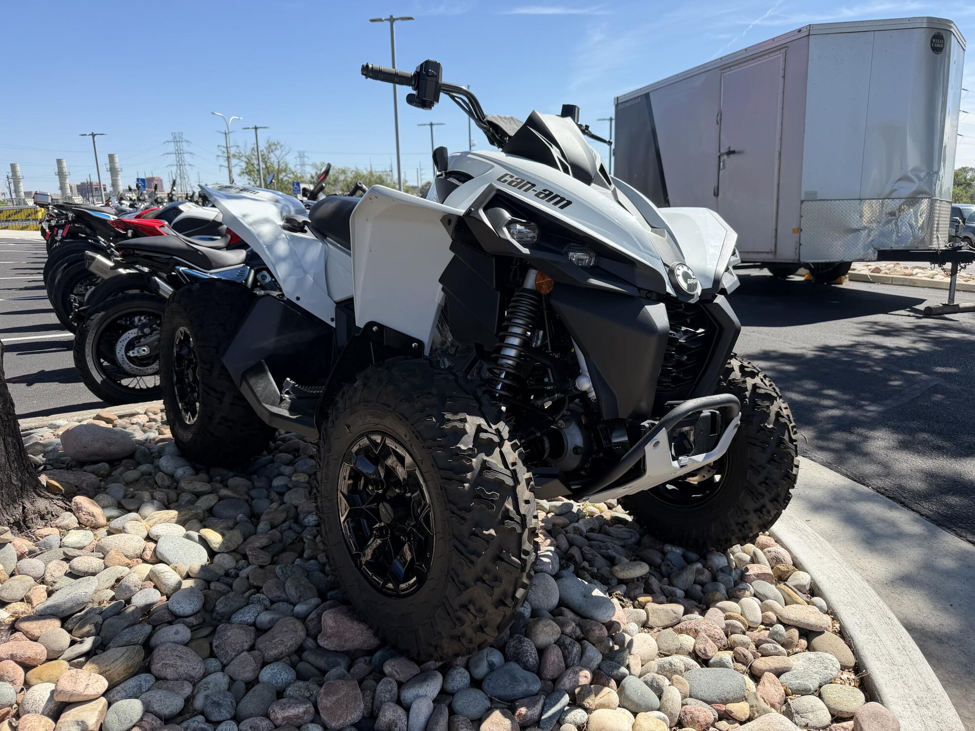 2023 Can-Am Renegade 650, photo 2