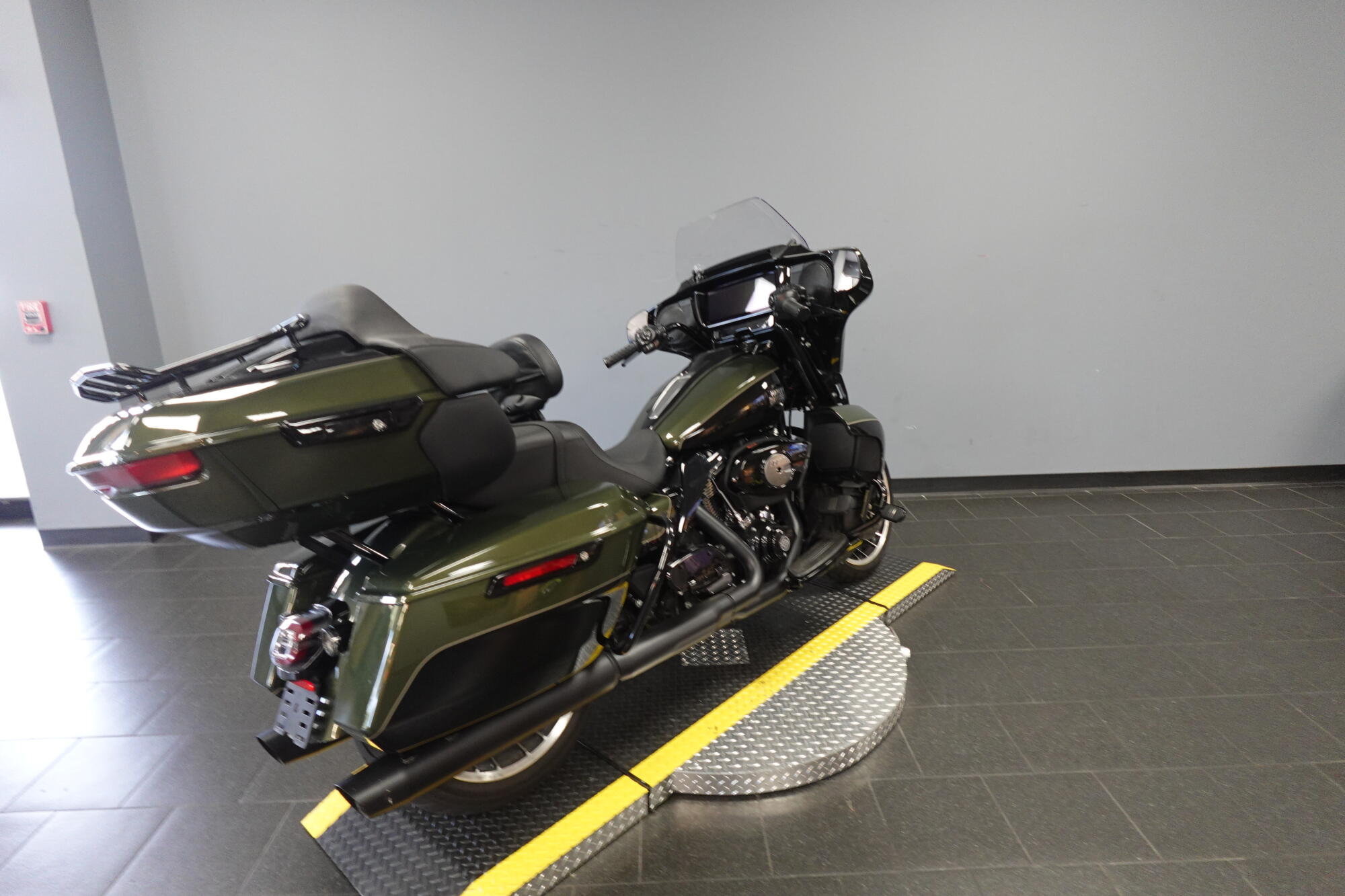 2026 Harley-Davidson® Street Glide Limited FLHXL, photo 8