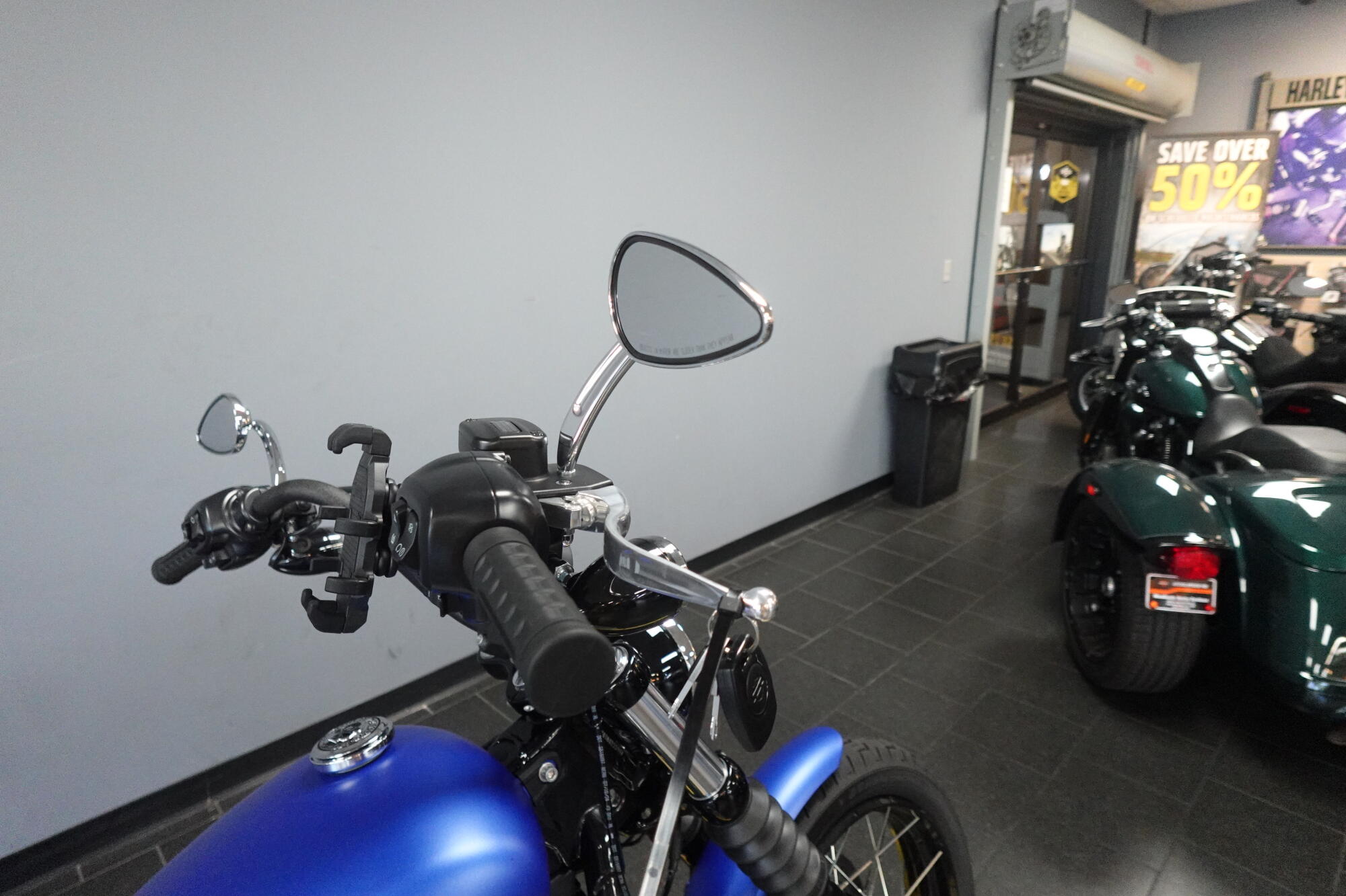 2026 Harley-Davidson® Street Bob® FXBB, photo 11