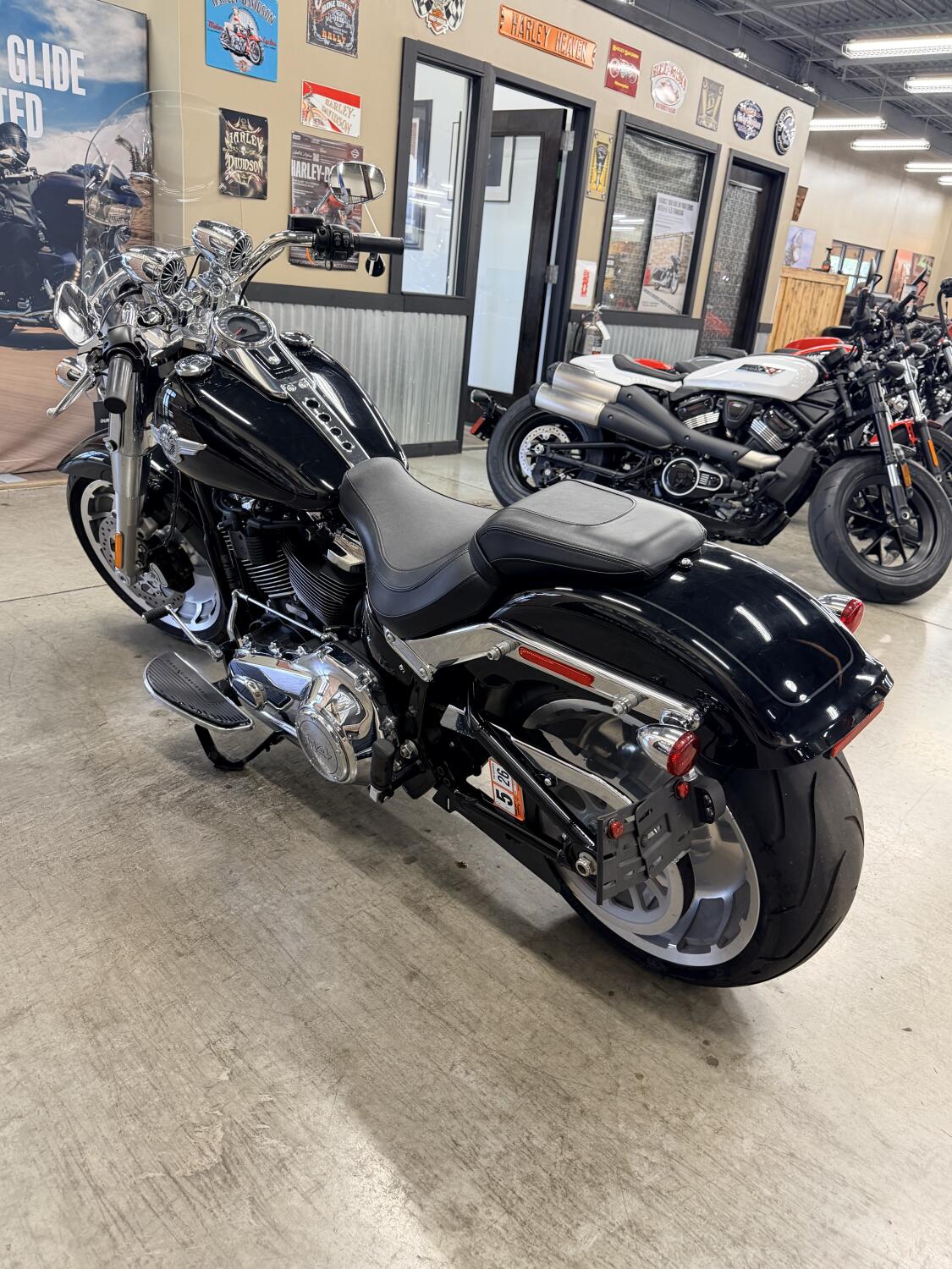 2021 Harley-Davidson® Fat Boy® 114 FLFBS, photo 10