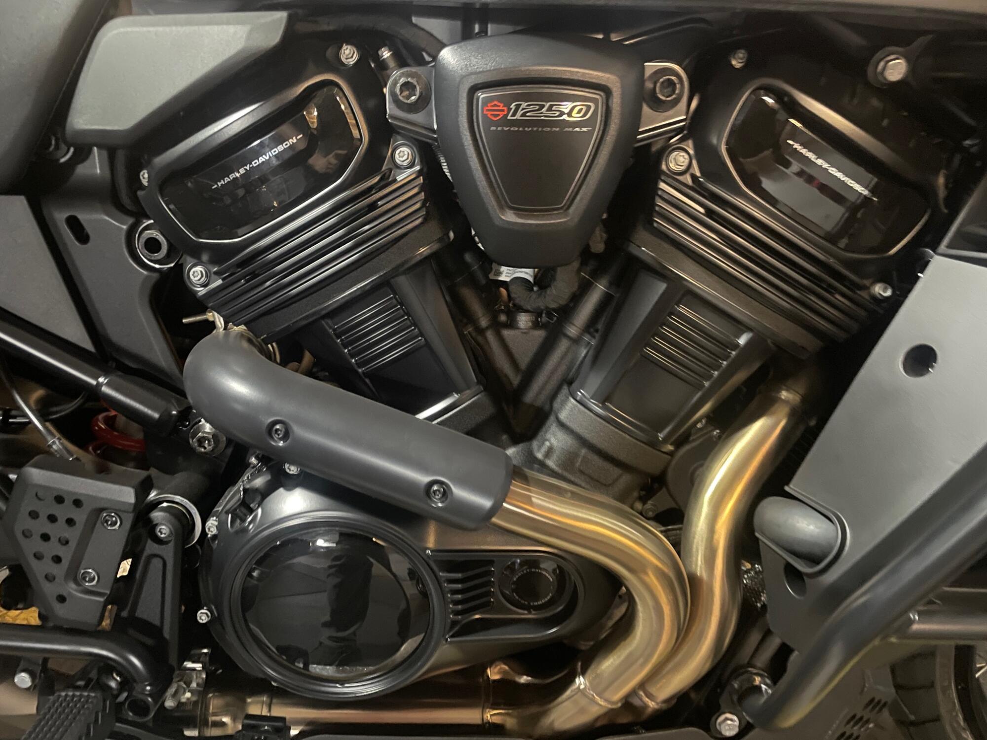 2026 Harley-Davidson® Pan America 1250 Limited RA1250L, photo 2