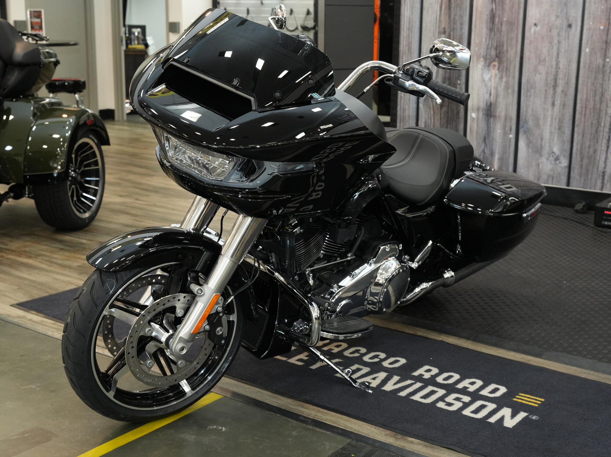 FLTRX 2026 Road Glide®, photo 8