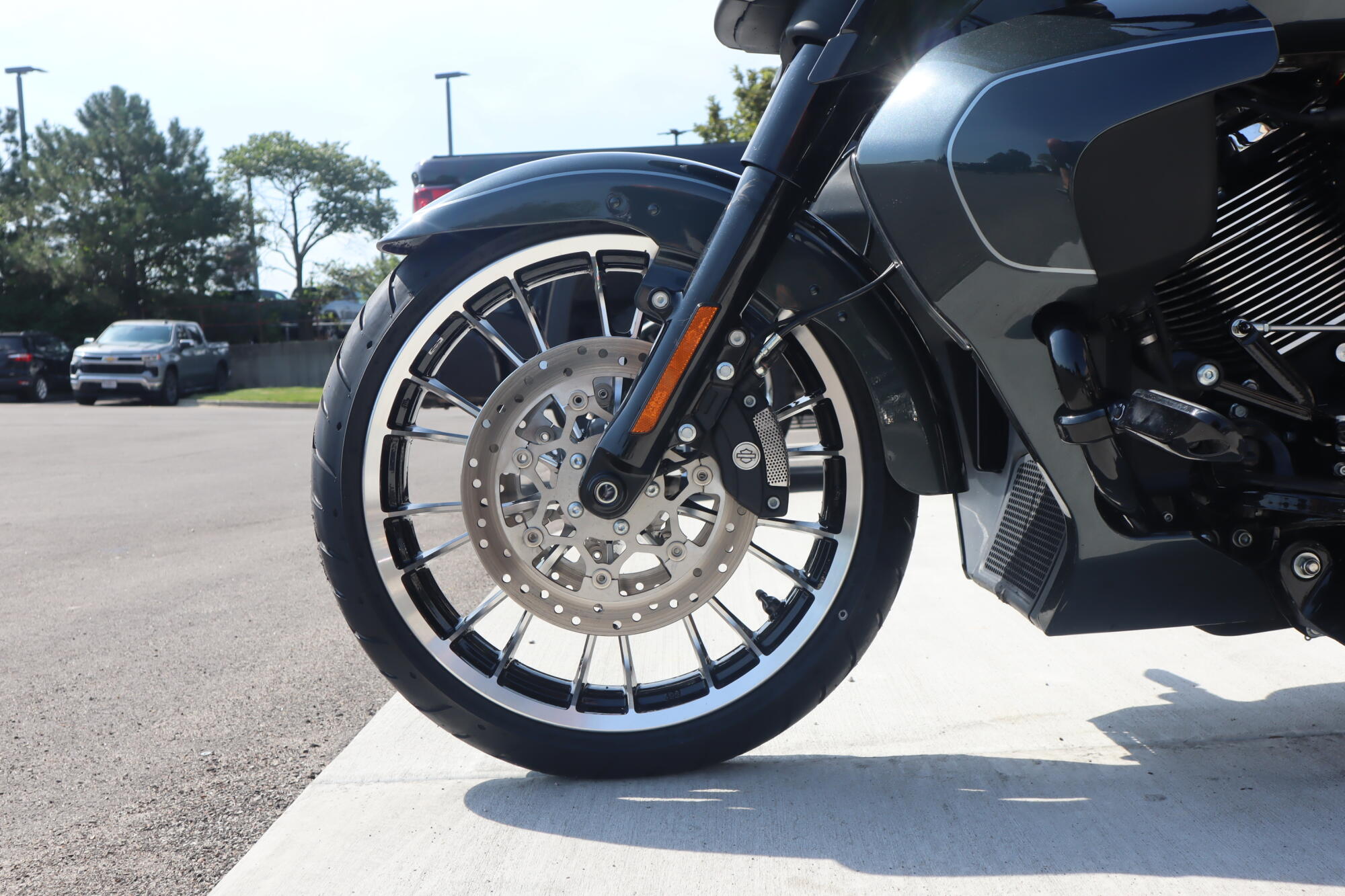 2026 Harley-Davidson® Street Glide® 3 Limited (FLHLT), photo 12