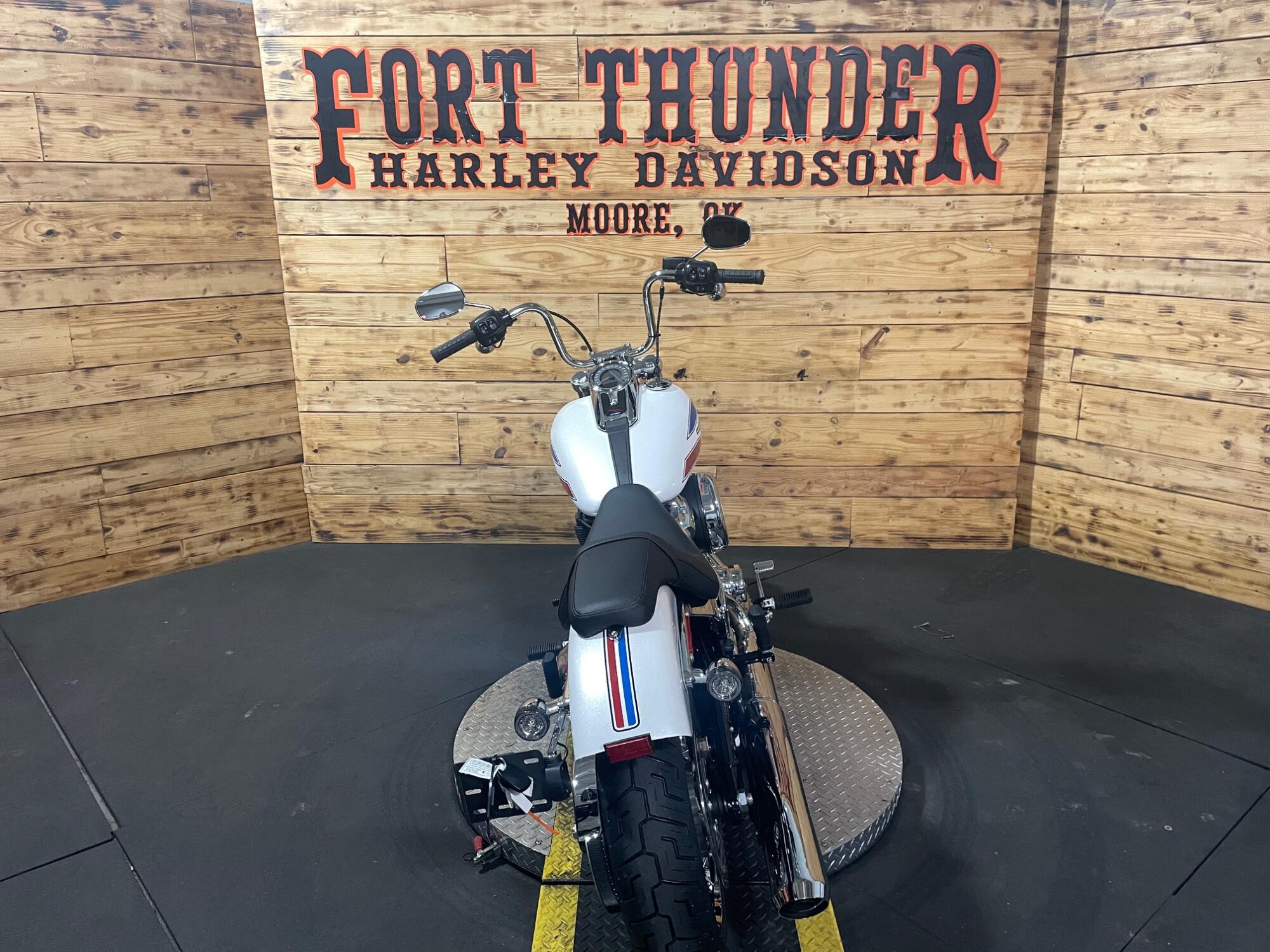 2026 Harley-Davidson® Super Glide® FXD, photo 10