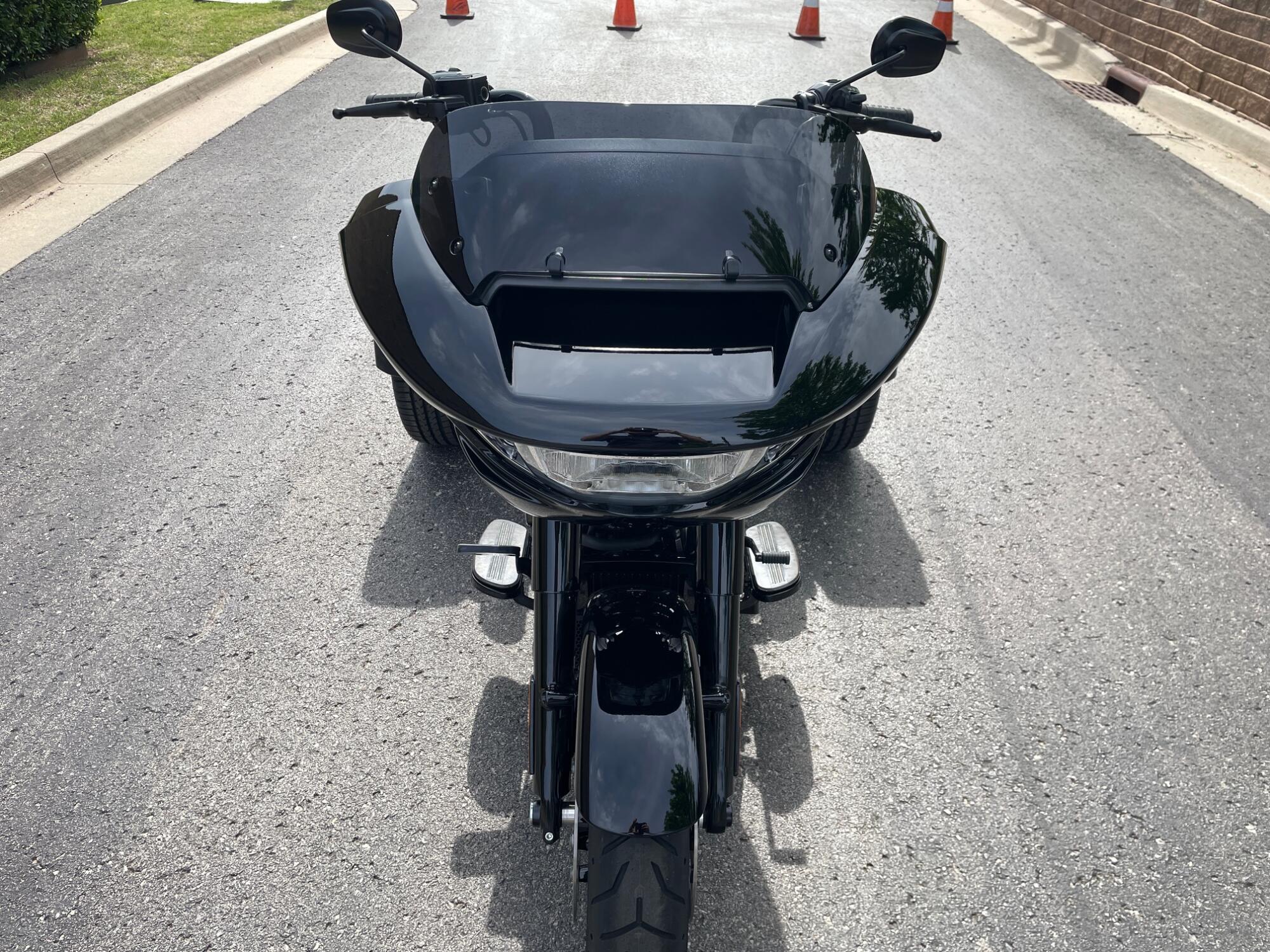 2026 Harley-Davidson® Road Glide 3 FLTRT, photo 4