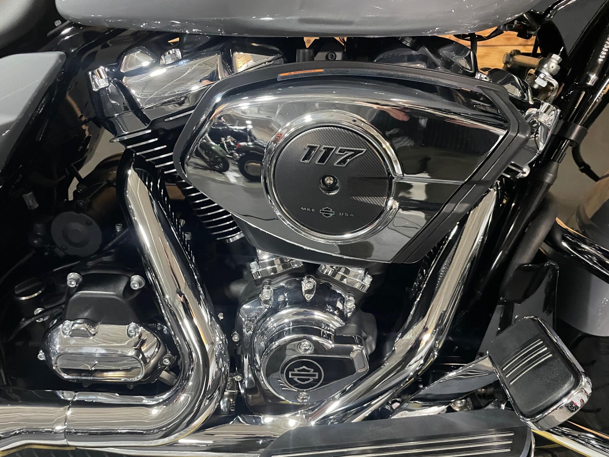 2026 Harley-Davidson® Street Glide® FLHX, photo 2