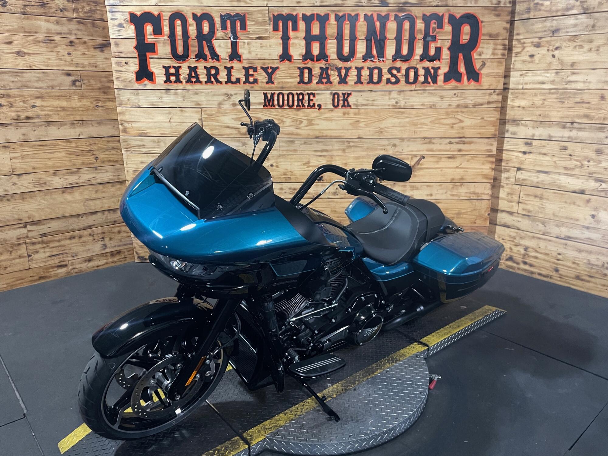 2026 Harley-Davidson® Road Glide® FLTRX, photo 7