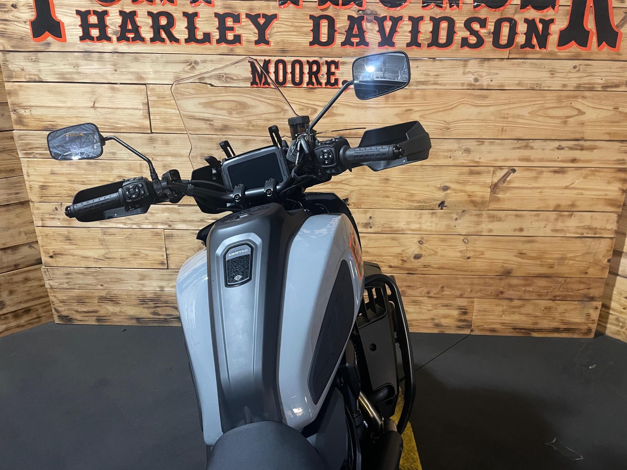 2026 Harley-Davidson® Pan America 1250 Limited RA1250L, photo 13