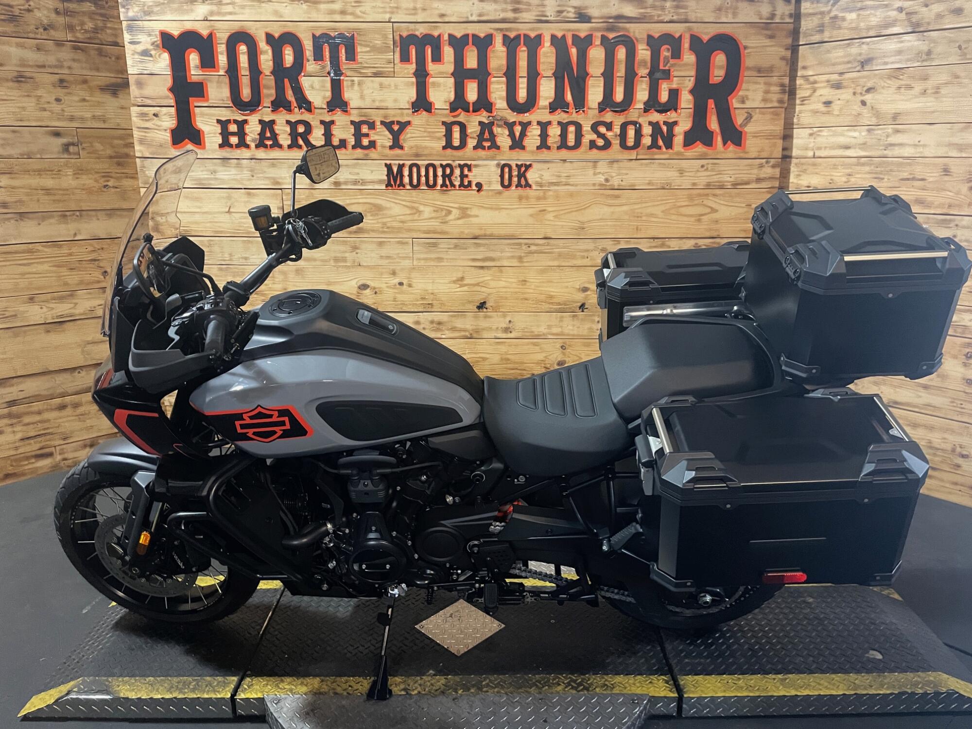 2026 Harley-Davidson® Pan America 1250 Limited RA1250L, photo 8