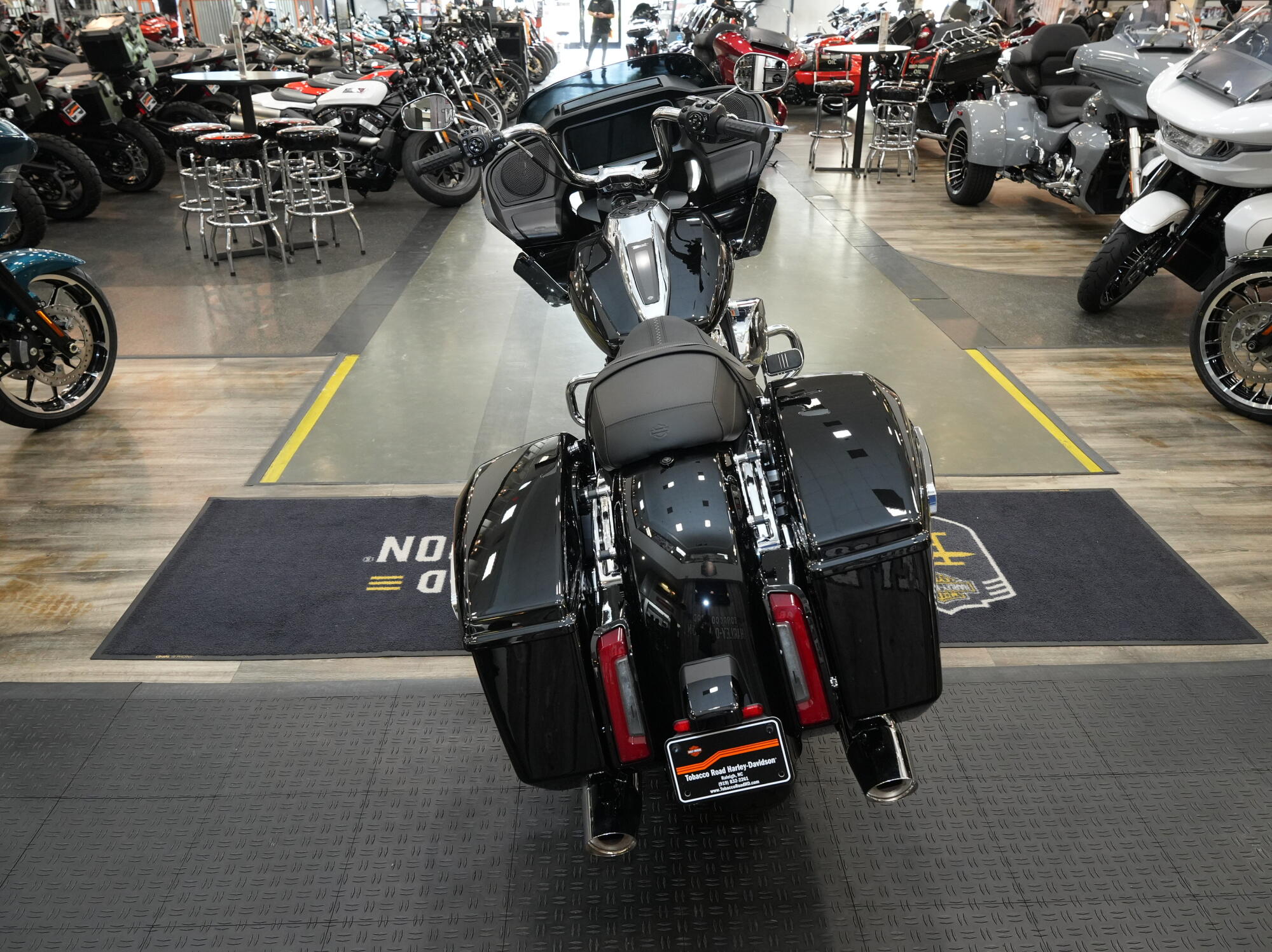 FLTRX 2026 Road Glide®, photo 11