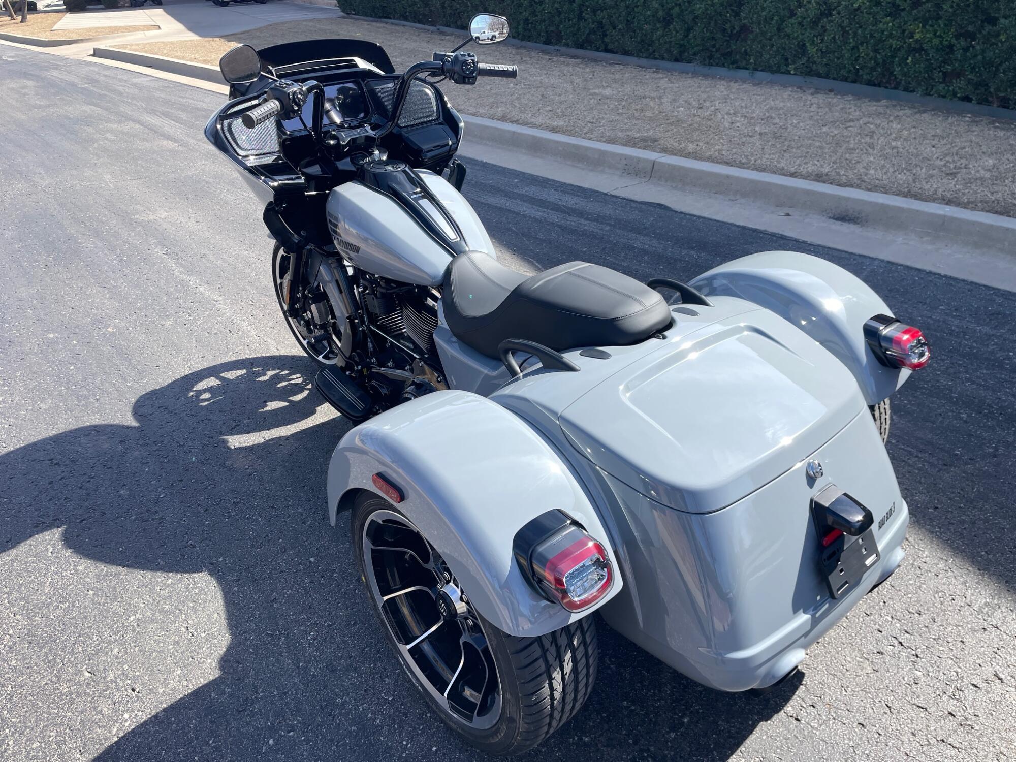 2026 Harley-Davidson® Road Glide 3 FLTRT, photo 10
