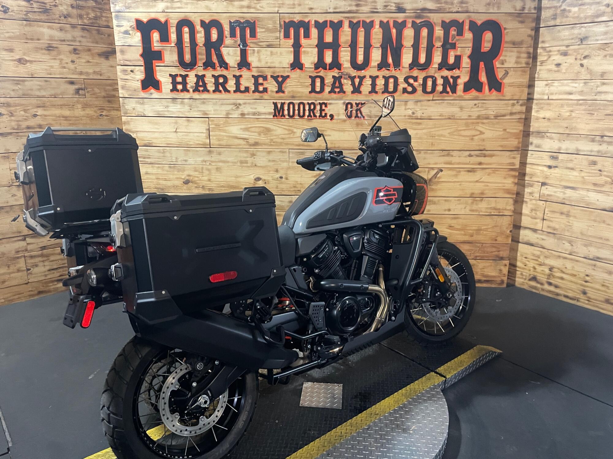 2026 Harley-Davidson® Pan America 1250 Limited RA1250L, photo 14