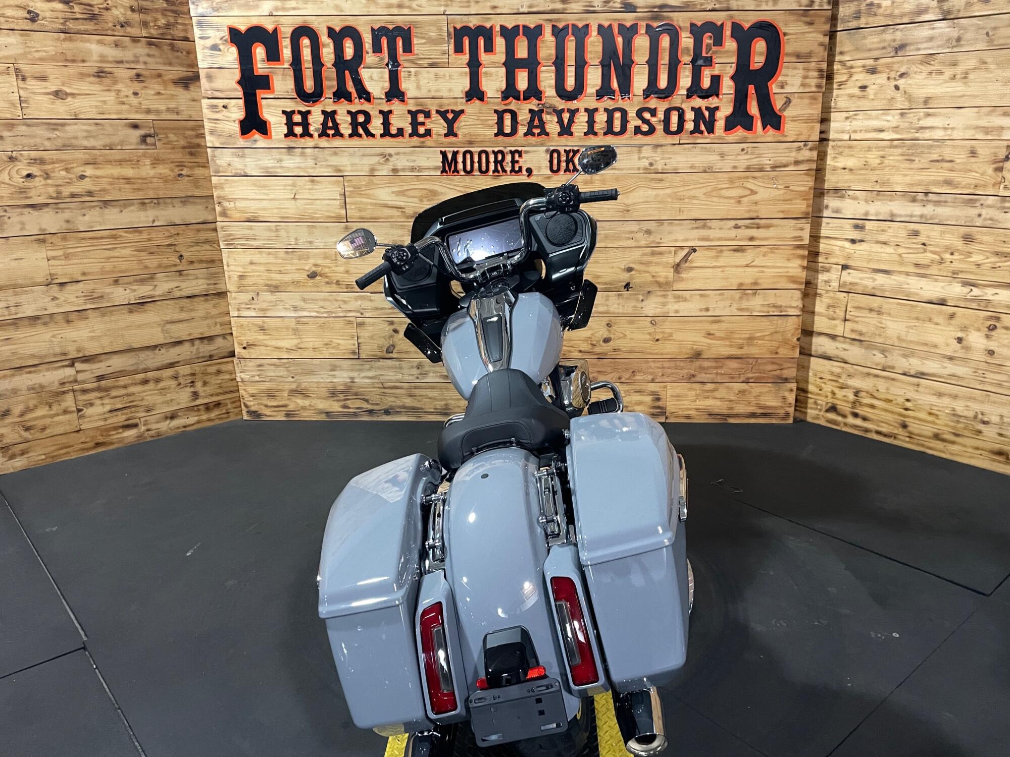 2026 Harley-Davidson® Road Glide® FLTRX, photo 11