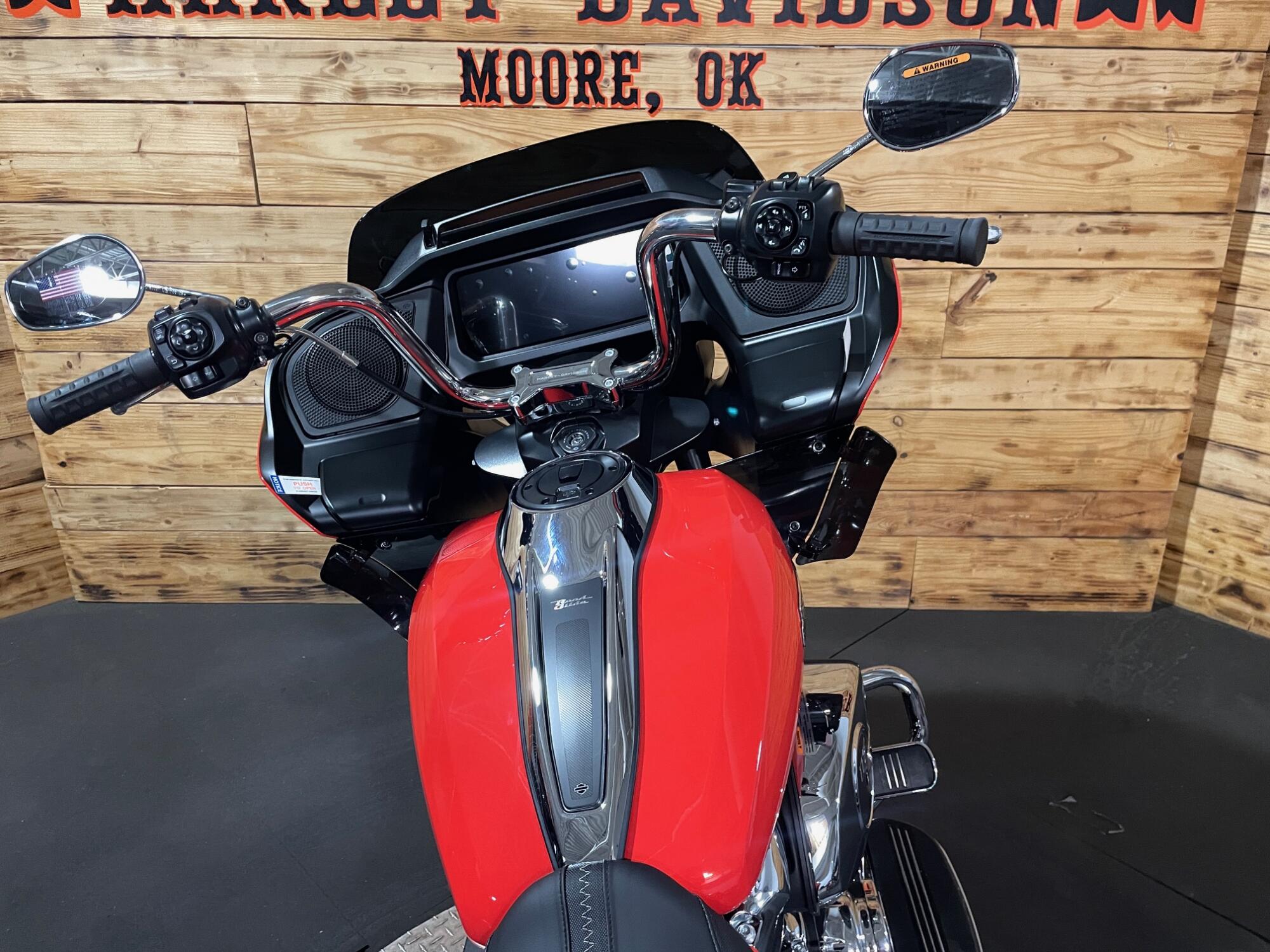 2026 Harley-Davidson® Road Glide® FLTRX, photo 13