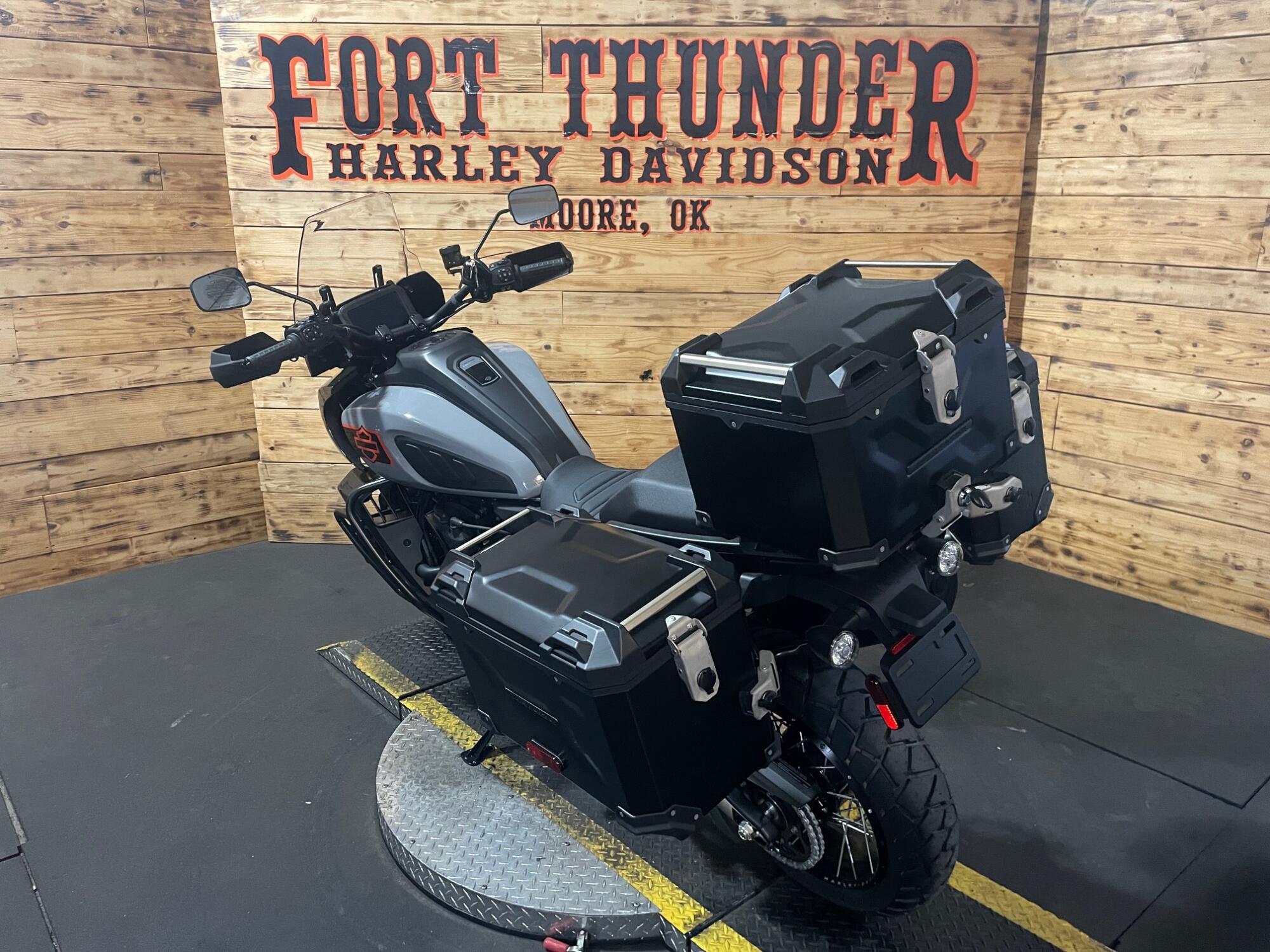 2026 Harley-Davidson® Pan America 1250 Limited RA1250L, photo 10
